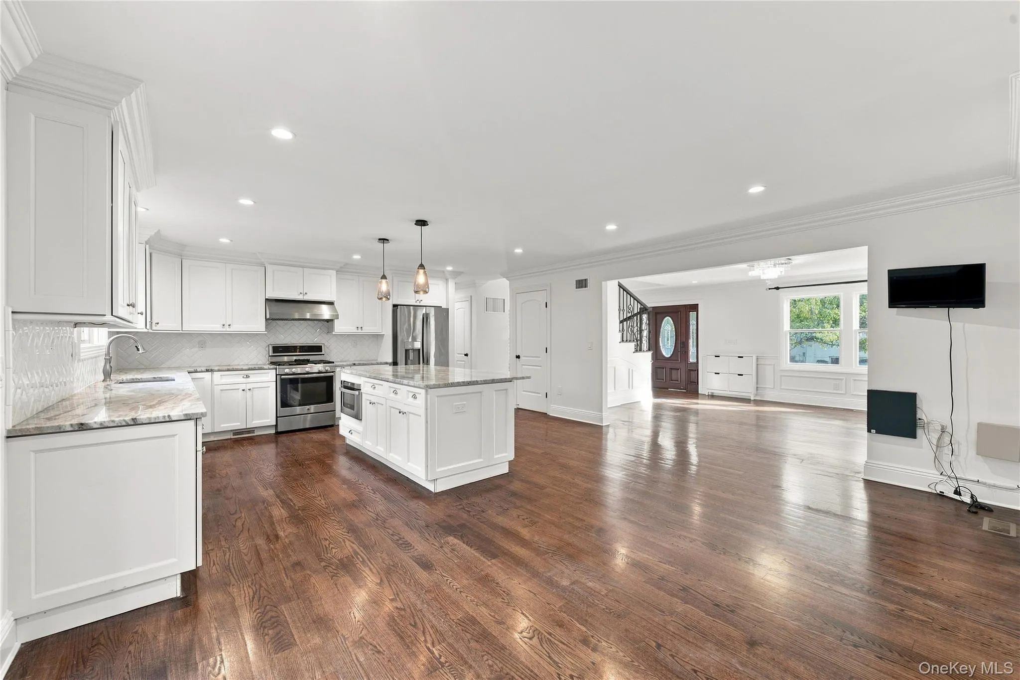 22 Forest Drive, Oyster Bay, NY, 5 Bedrooms Bedrooms, 10 Rooms Rooms,3 BathroomsBathrooms,Residential,For Rent,Forest,0,1040122 22 Forest Drive, Oyster Bay, NY, 5 Bedrooms Bedrooms, 10 Rooms Rooms,3 BathroomsBathrooms,Residential,For Rent,Forest,0,1040122
