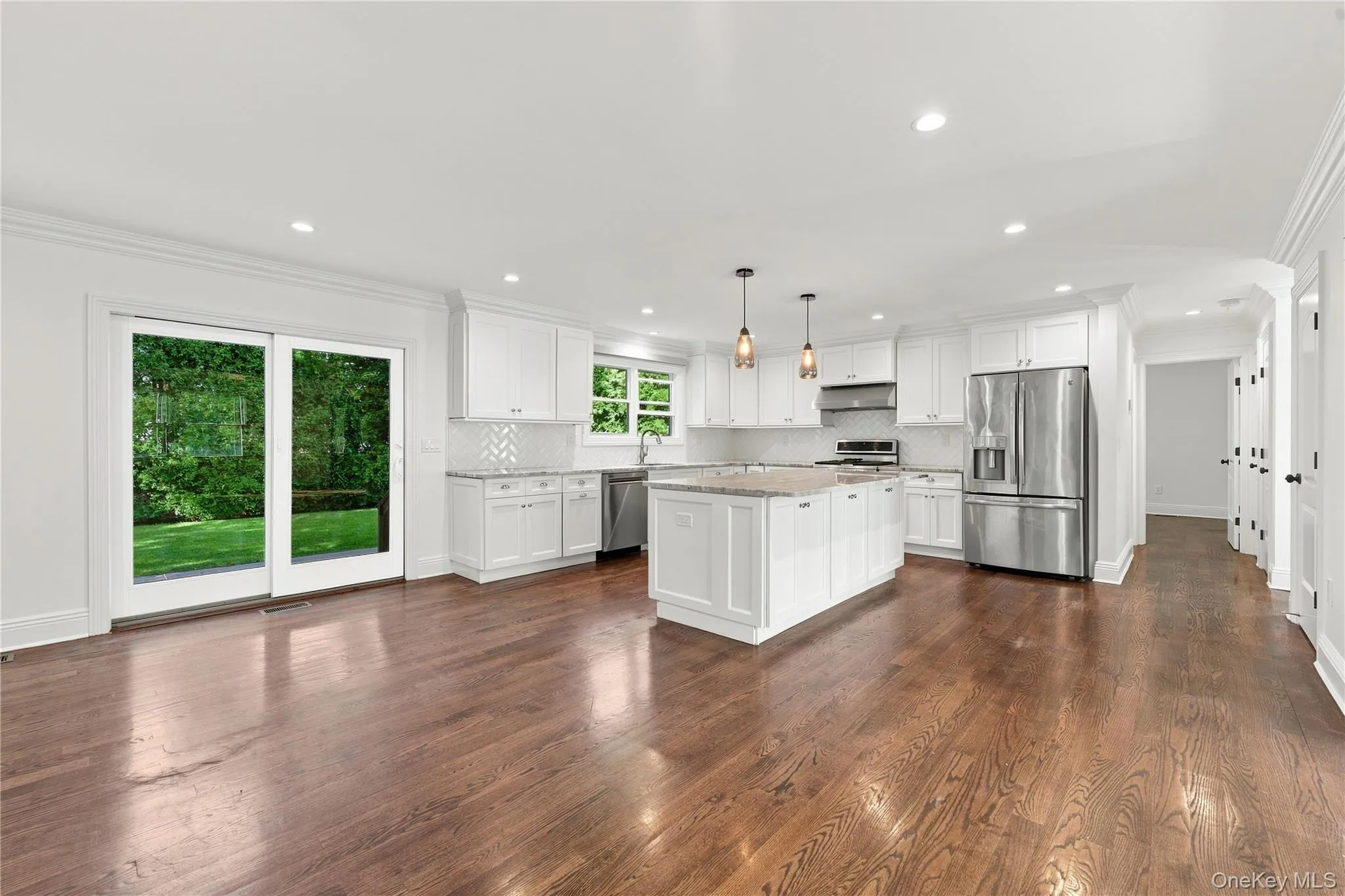 22 Forest Drive, Oyster Bay, NY, 5 Bedrooms Bedrooms, 10 Rooms Rooms,3 BathroomsBathrooms,Residential,For Rent,Forest,0,1040122 22 Forest Drive, Oyster Bay, NY, 5 Bedrooms Bedrooms, 10 Rooms Rooms,3 BathroomsBathrooms,Residential,For Rent,Forest,0,1040122