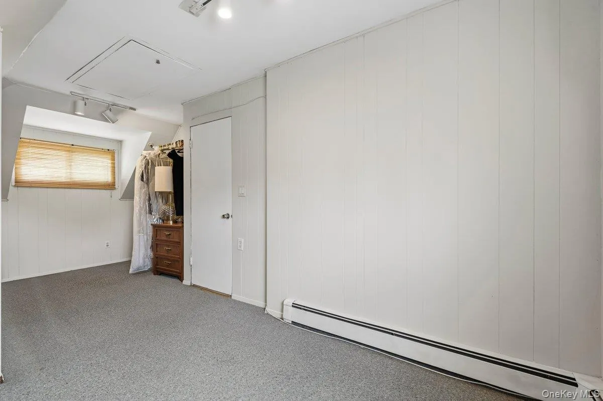 27 Wheelbarrow Lane, Hempstead, NY, 4 Bedrooms Bedrooms, 6 Rooms Rooms,2 BathroomsBathrooms,Residential,For Rent,Wheelbarrow,0,1040123 27 Wheelbarrow Lane, Hempstead, NY, 4 Bedrooms Bedrooms, 6 Rooms Rooms,2 BathroomsBathrooms,Residential,For Rent,Wheelbarrow,0,1040123
