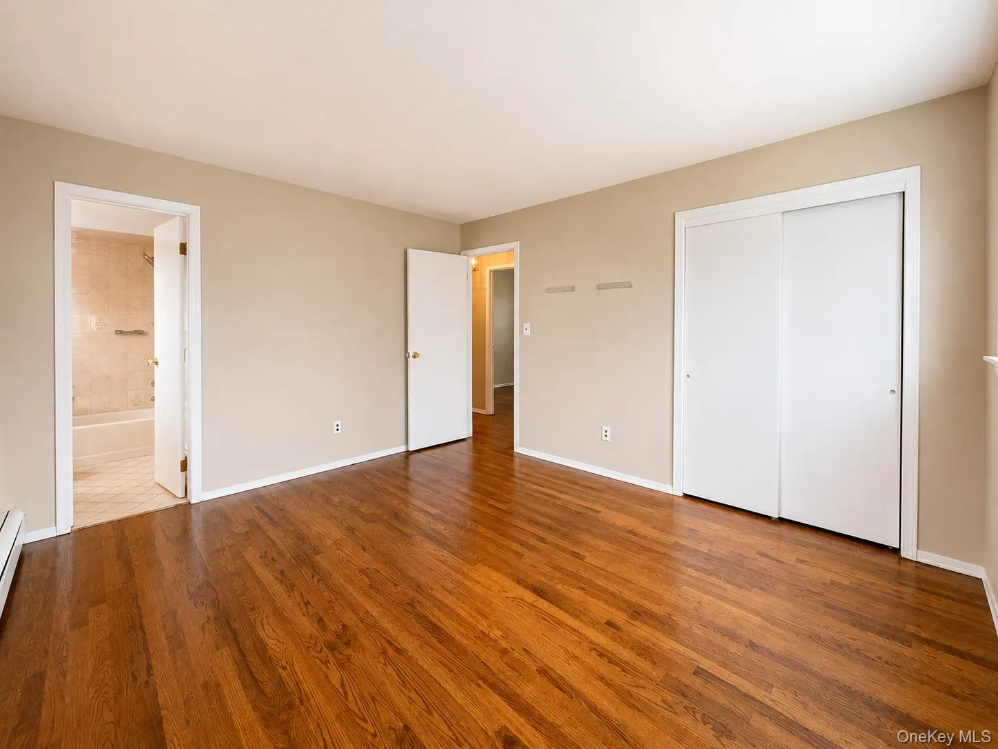 95 Lake Drive, Babylon, NY, 5 Bedrooms Bedrooms, 10 Rooms Rooms,3 BathroomsBathrooms,Residential,For Rent,Lake,0,1040125 95 Lake Drive, Babylon, NY, 5 Bedrooms Bedrooms, 10 Rooms Rooms,3 BathroomsBathrooms,Residential,For Rent,Lake,0,1040125