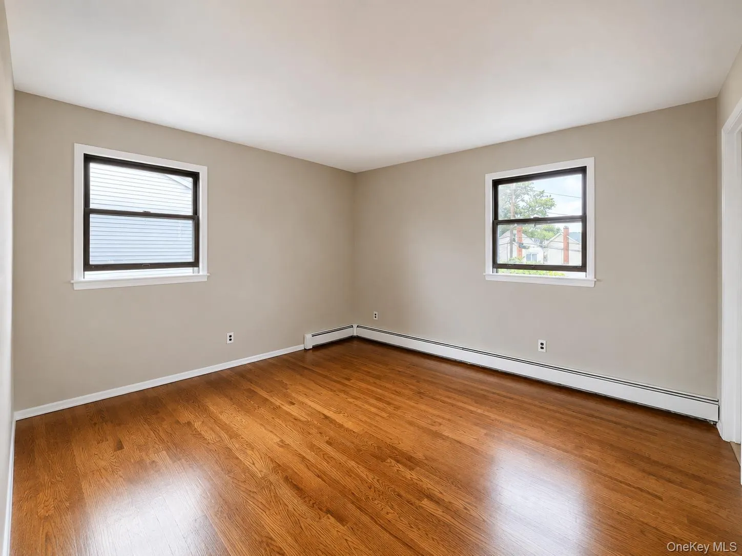 95 Lake Drive, Babylon, NY, 5 Bedrooms Bedrooms, 10 Rooms Rooms,3 BathroomsBathrooms,Residential,For Rent,Lake,0,1040125 95 Lake Drive, Babylon, NY, 5 Bedrooms Bedrooms, 10 Rooms Rooms,3 BathroomsBathrooms,Residential,For Rent,Lake,0,1040125