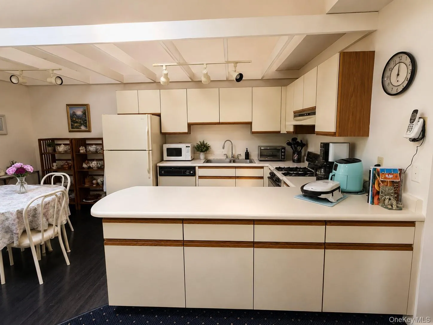 3 Water Lilly Lane, Thompson, NY, 3 Bedrooms Bedrooms, 4 Rooms Rooms,3 BathroomsBathrooms,Residential,For Rent,Water Lilly,0,1040127 3 Water Lilly Lane, Thompson, NY, 3 Bedrooms Bedrooms, 4 Rooms Rooms,3 BathroomsBathrooms,Residential,For Rent,Water Lilly,0,1040127