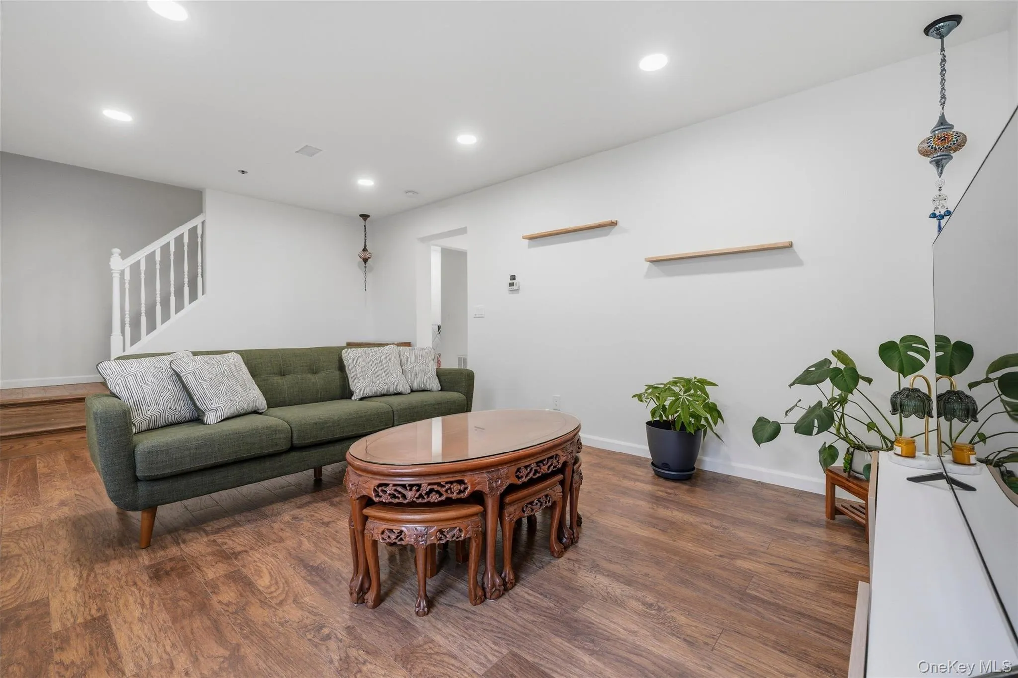204 Watch Hill Drive, Greenburgh, NY, 2 Bedrooms Bedrooms, 5 Rooms Rooms,1 BathroomBathrooms,Residential,For Rent,Watch Hill,0,1040128 204 Watch Hill Drive, Greenburgh, NY, 2 Bedrooms Bedrooms, 5 Rooms Rooms,1 BathroomBathrooms,Residential,For Rent,Watch Hill,0,1040128