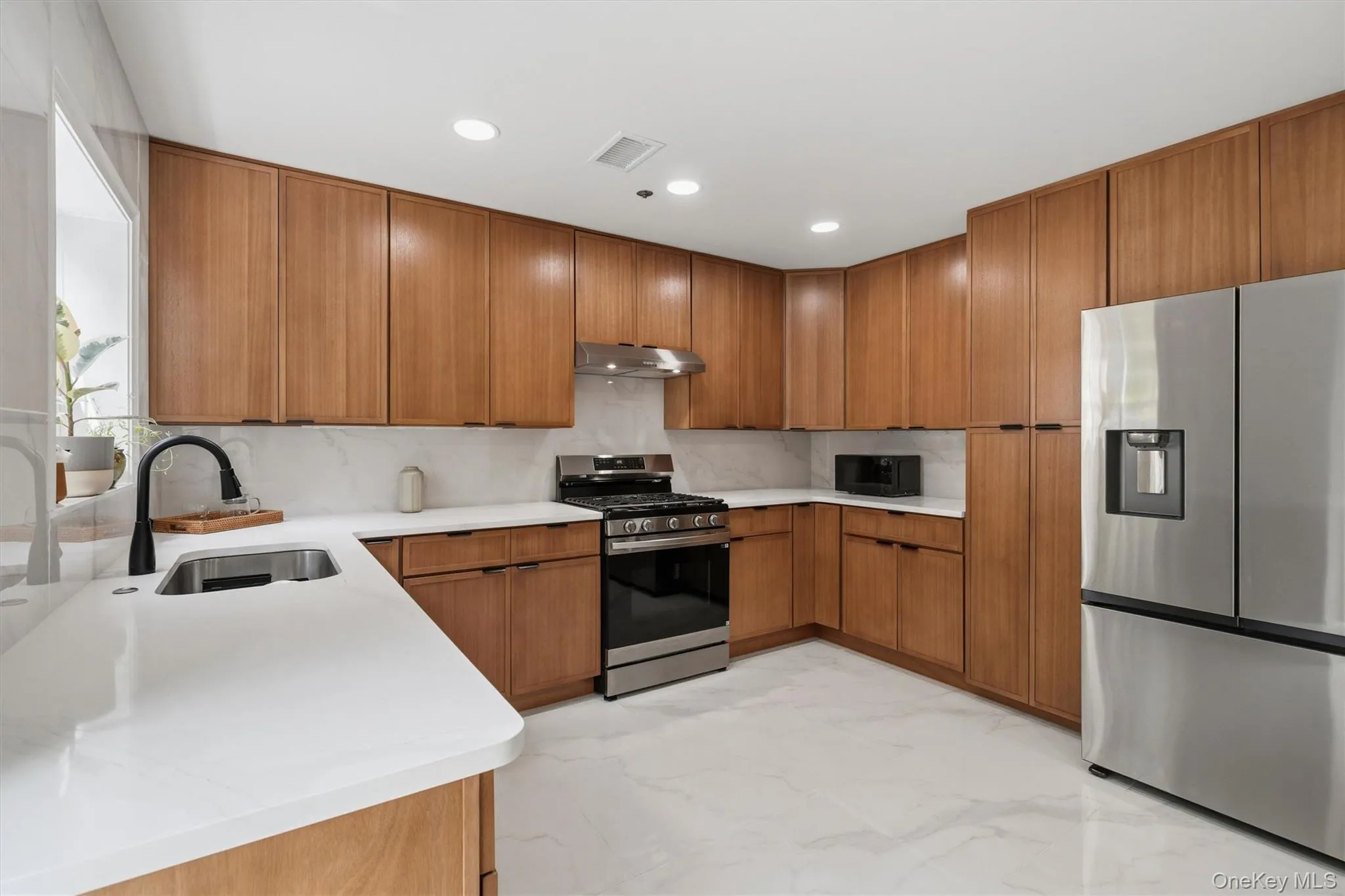 204 Watch Hill Drive, Greenburgh, NY, 2 Bedrooms Bedrooms, 5 Rooms Rooms,1 BathroomBathrooms,Residential,For Rent,Watch Hill,0,1040128 204 Watch Hill Drive, Greenburgh, NY, 2 Bedrooms Bedrooms, 5 Rooms Rooms,1 BathroomBathrooms,Residential,For Rent,Watch Hill,0,1040128