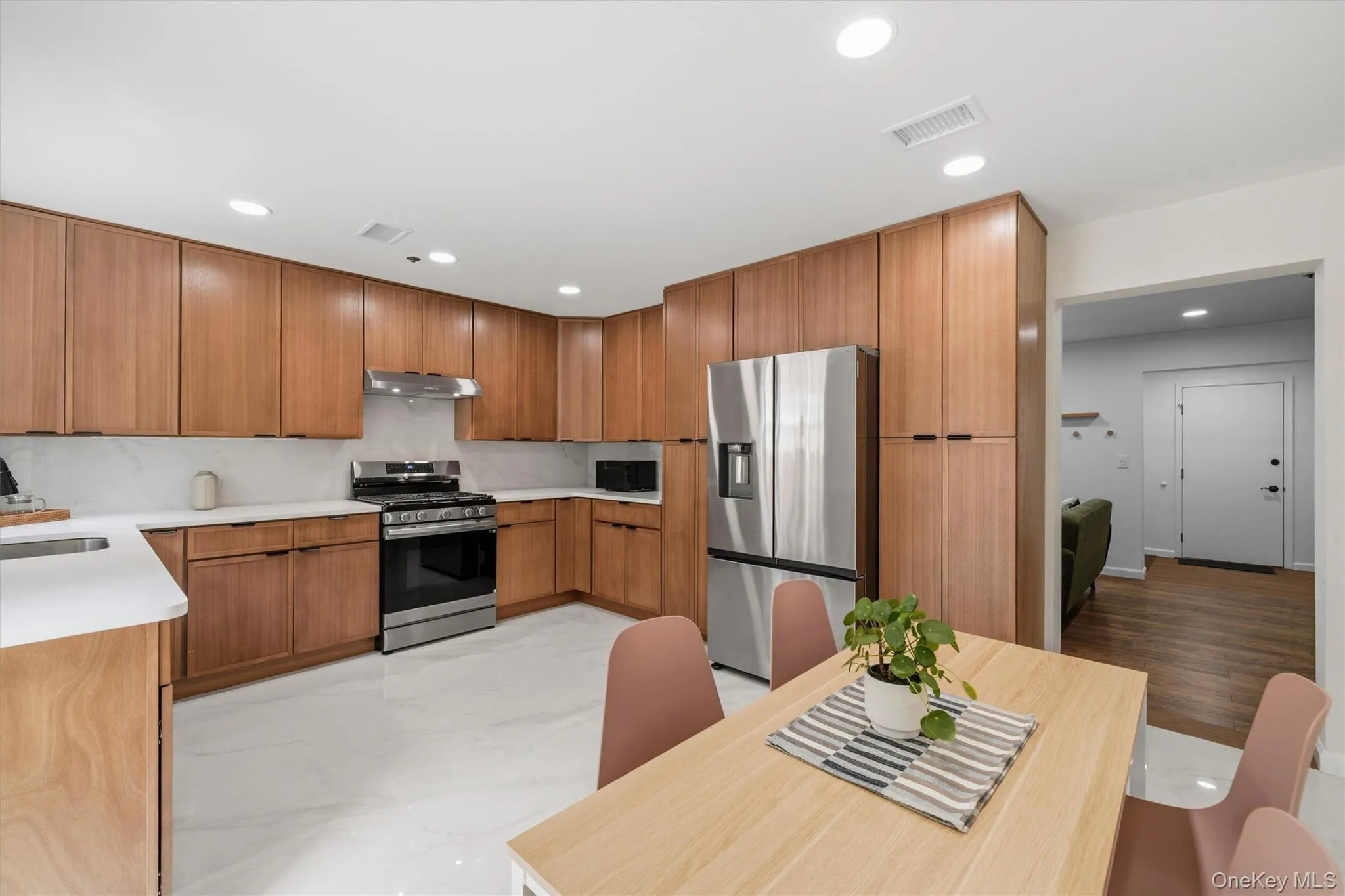 204 Watch Hill Drive, Greenburgh, NY, 2 Bedrooms Bedrooms, 5 Rooms Rooms,1 BathroomBathrooms,Residential,For Rent,Watch Hill,0,1040128 204 Watch Hill Drive, Greenburgh, NY, 2 Bedrooms Bedrooms, 5 Rooms Rooms,1 BathroomBathrooms,Residential,For Rent,Watch Hill,0,1040128