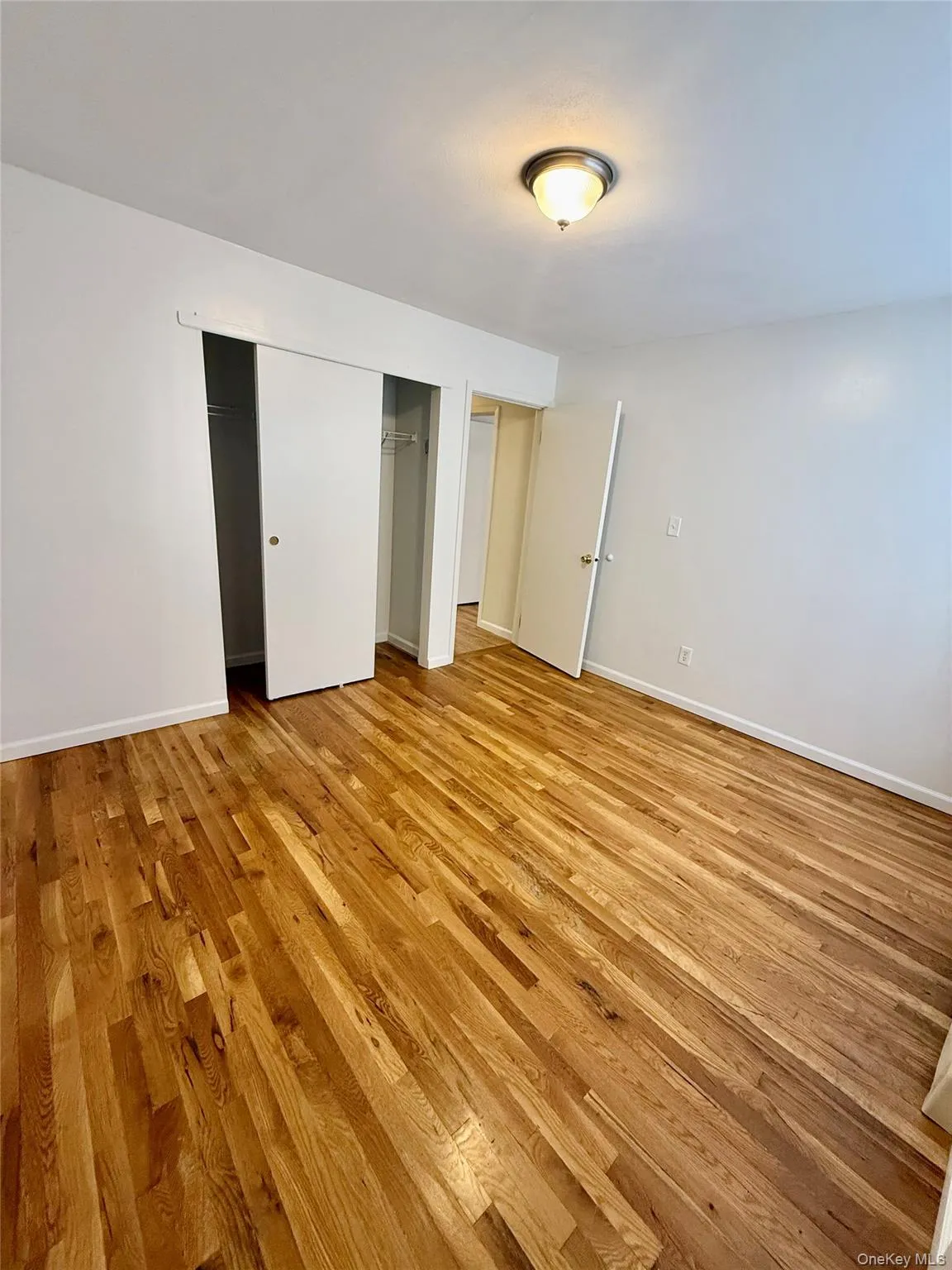 995 Jennings Street, New York, NY, 3 Bedrooms Bedrooms, 5 Rooms Rooms,1 BathroomBathrooms,Residential Lease,For Rent,Jennings,0,1040129 995 Jennings Street, New York, NY, 3 Bedrooms Bedrooms, 5 Rooms Rooms,1 BathroomBathrooms,Residential Lease,For Rent,Jennings,0,1040129