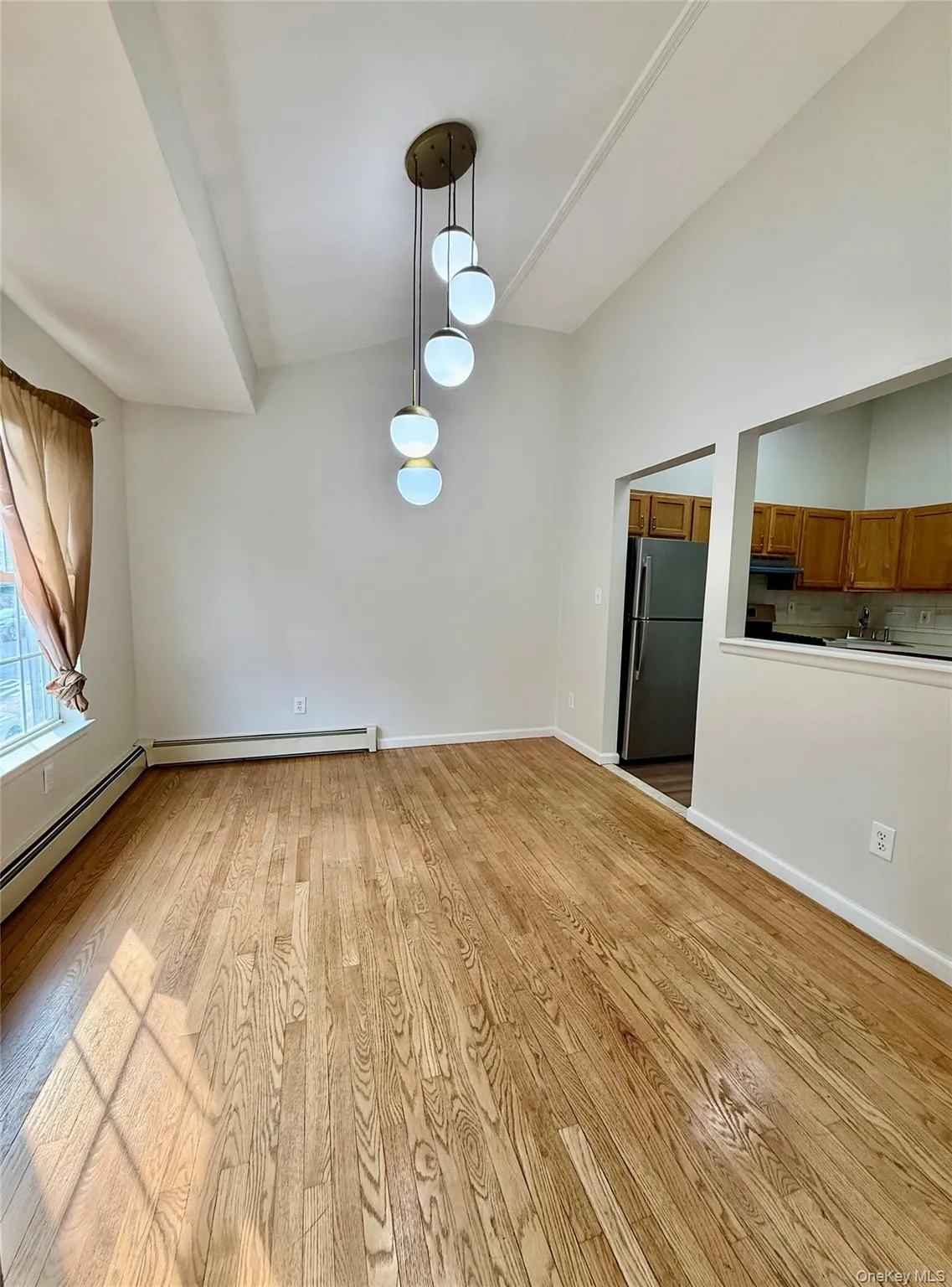995 Jennings Street, New York, NY, 3 Bedrooms Bedrooms, 5 Rooms Rooms,1 BathroomBathrooms,Residential Lease,For Rent,Jennings,0,1040129 995 Jennings Street, New York, NY, 3 Bedrooms Bedrooms, 5 Rooms Rooms,1 BathroomBathrooms,Residential Lease,For Rent,Jennings,0,1040129