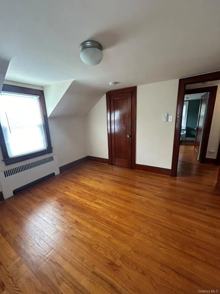 20 Vine Street, Clarkstown, NY, 2 Bedrooms Bedrooms, 5 Rooms Rooms,1 BathroomBathrooms,Residential Lease,For Rent,Vine,0,1040130 20 Vine Street, Clarkstown, NY, 2 Bedrooms Bedrooms, 5 Rooms Rooms,1 BathroomBathrooms,Residential Lease,For Rent,Vine,0,1040130