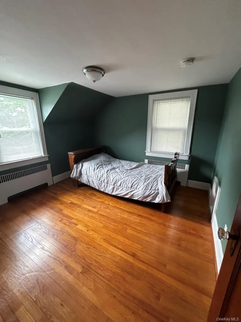 20 Vine Street, Clarkstown, NY, 2 Bedrooms Bedrooms, 5 Rooms Rooms,1 BathroomBathrooms,Residential Lease,For Rent,Vine,0,1040130 20 Vine Street, Clarkstown, NY, 2 Bedrooms Bedrooms, 5 Rooms Rooms,1 BathroomBathrooms,Residential Lease,For Rent,Vine,0,1040130