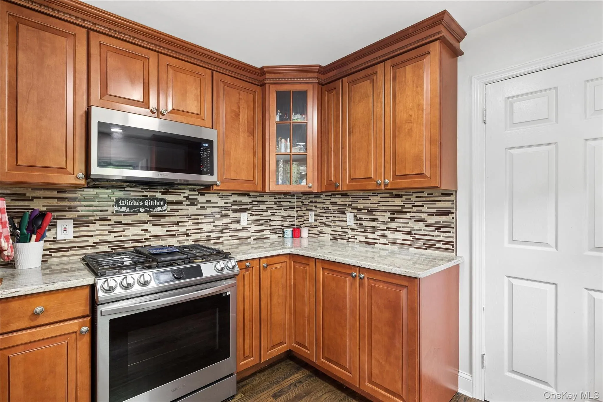 25 Ocean Avenue, Brookhaven, NY, 4 Bedrooms Bedrooms, 10 Rooms Rooms,2 BathroomsBathrooms,Residential,For Rent,Ocean,0,1040135 25 Ocean Avenue, Brookhaven, NY, 4 Bedrooms Bedrooms, 10 Rooms Rooms,2 BathroomsBathrooms,Residential,For Rent,Ocean,0,1040135