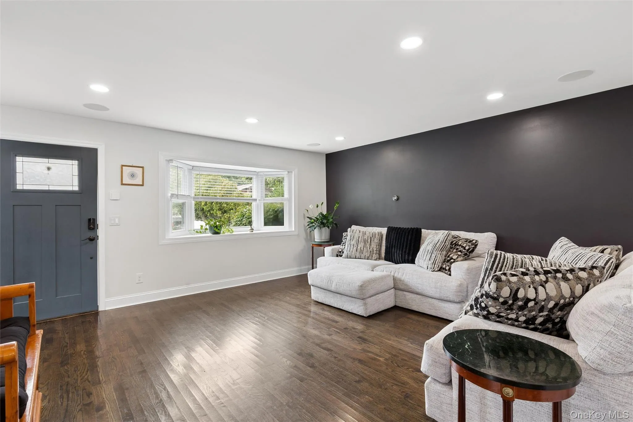 25 Ocean Avenue, Brookhaven, NY, 4 Bedrooms Bedrooms, 10 Rooms Rooms,2 BathroomsBathrooms,Residential,For Rent,Ocean,0,1040135 25 Ocean Avenue, Brookhaven, NY, 4 Bedrooms Bedrooms, 10 Rooms Rooms,2 BathroomsBathrooms,Residential,For Rent,Ocean,0,1040135