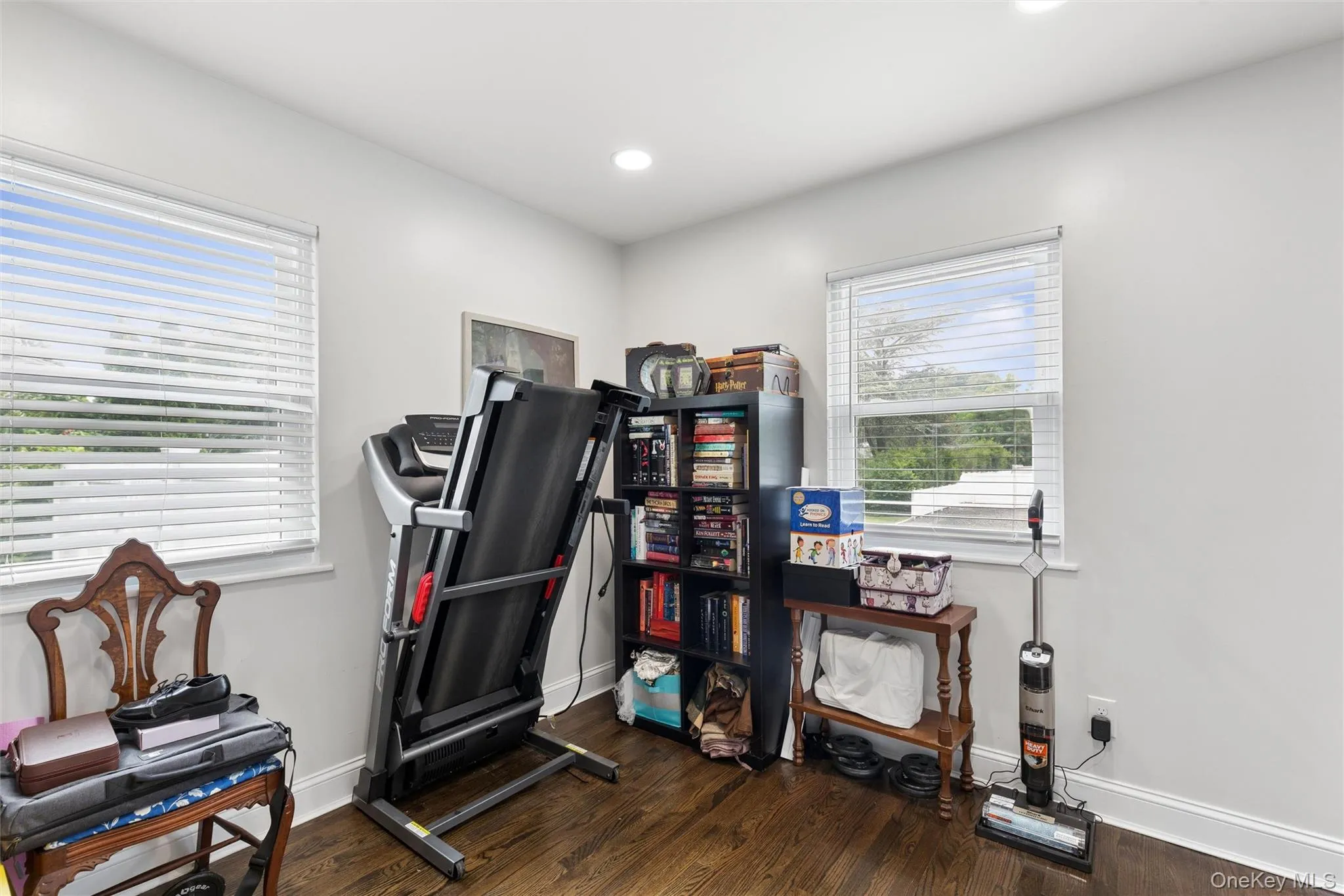 25 Ocean Avenue, Brookhaven, NY, 4 Bedrooms Bedrooms, 10 Rooms Rooms,2 BathroomsBathrooms,Residential,For Rent,Ocean,0,1040135 25 Ocean Avenue, Brookhaven, NY, 4 Bedrooms Bedrooms, 10 Rooms Rooms,2 BathroomsBathrooms,Residential,For Rent,Ocean,0,1040135