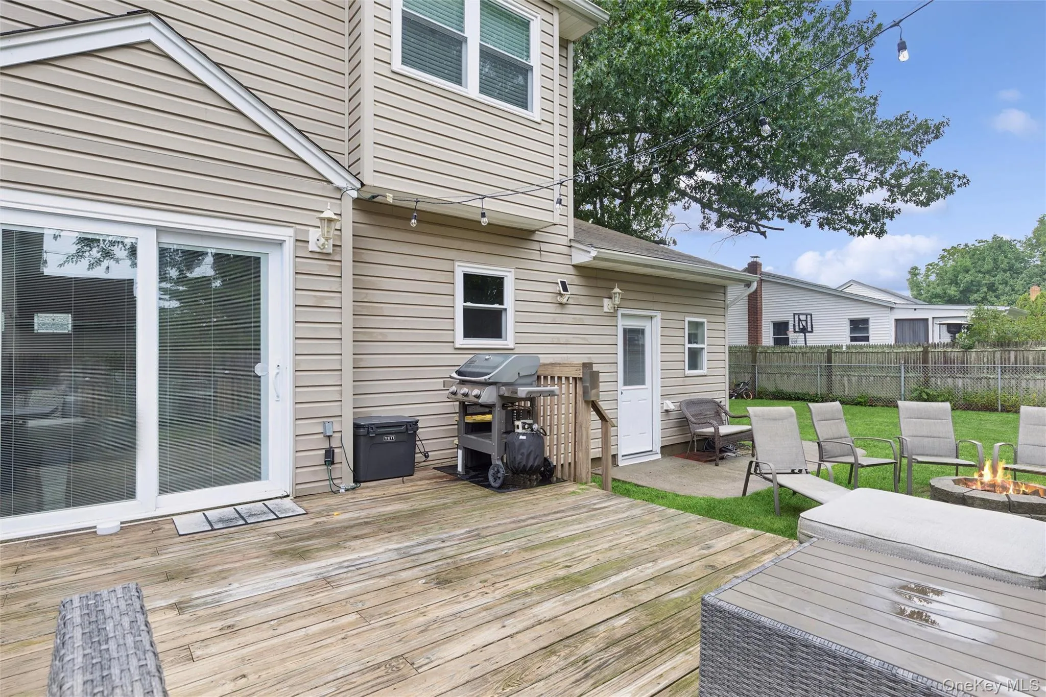 25 Ocean Avenue, Brookhaven, NY, 4 Bedrooms Bedrooms, 10 Rooms Rooms,2 BathroomsBathrooms,Residential,For Rent,Ocean,0,1040135 25 Ocean Avenue, Brookhaven, NY, 4 Bedrooms Bedrooms, 10 Rooms Rooms,2 BathroomsBathrooms,Residential,For Rent,Ocean,0,1040135