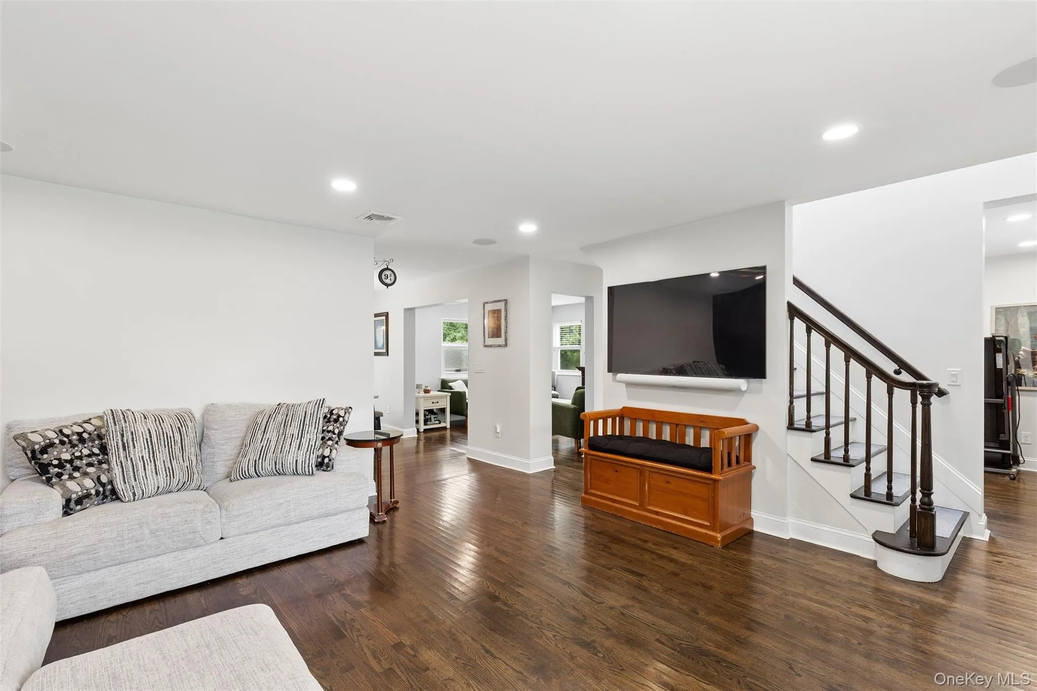 25 Ocean Avenue, Brookhaven, NY, 4 Bedrooms Bedrooms, 10 Rooms Rooms,2 BathroomsBathrooms,Residential,For Rent,Ocean,0,1040135 25 Ocean Avenue, Brookhaven, NY, 4 Bedrooms Bedrooms, 10 Rooms Rooms,2 BathroomsBathrooms,Residential,For Rent,Ocean,0,1040135