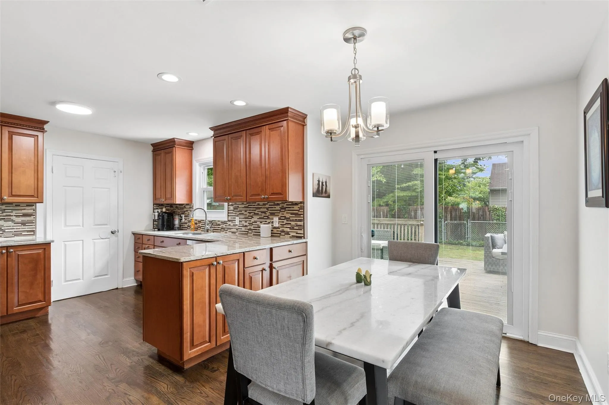 25 Ocean Avenue, Brookhaven, NY, 4 Bedrooms Bedrooms, 10 Rooms Rooms,2 BathroomsBathrooms,Residential,For Rent,Ocean,0,1040135 25 Ocean Avenue, Brookhaven, NY, 4 Bedrooms Bedrooms, 10 Rooms Rooms,2 BathroomsBathrooms,Residential,For Rent,Ocean,0,1040135