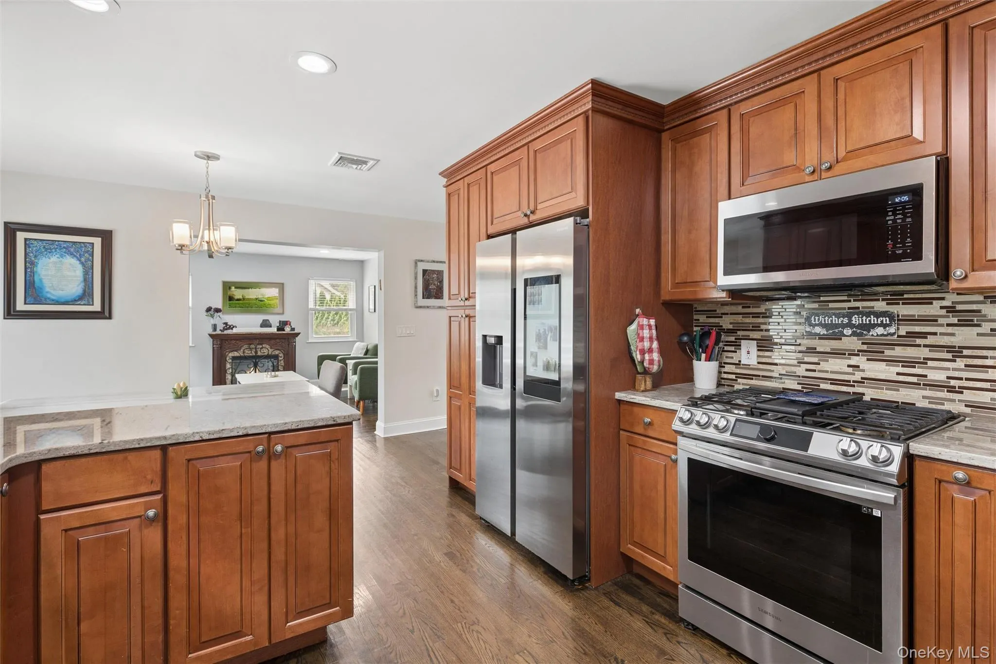 25 Ocean Avenue, Brookhaven, NY, 4 Bedrooms Bedrooms, 10 Rooms Rooms,2 BathroomsBathrooms,Residential,For Rent,Ocean,0,1040135 25 Ocean Avenue, Brookhaven, NY, 4 Bedrooms Bedrooms, 10 Rooms Rooms,2 BathroomsBathrooms,Residential,For Rent,Ocean,0,1040135