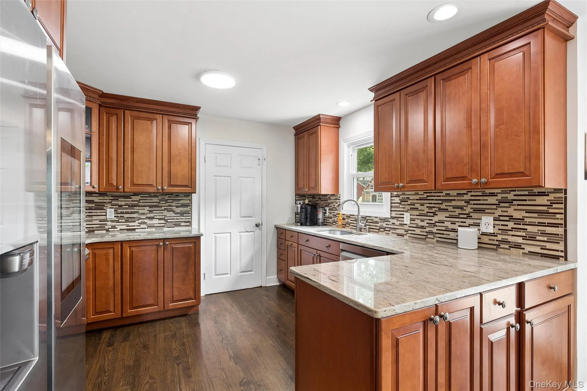 25 Ocean Avenue, Brookhaven, NY, 4 Bedrooms Bedrooms, 10 Rooms Rooms,2 BathroomsBathrooms,Residential,For Rent,Ocean,0,1040135 25 Ocean Avenue, Brookhaven, NY, 4 Bedrooms Bedrooms, 10 Rooms Rooms,2 BathroomsBathrooms,Residential,For Rent,Ocean,0,1040135