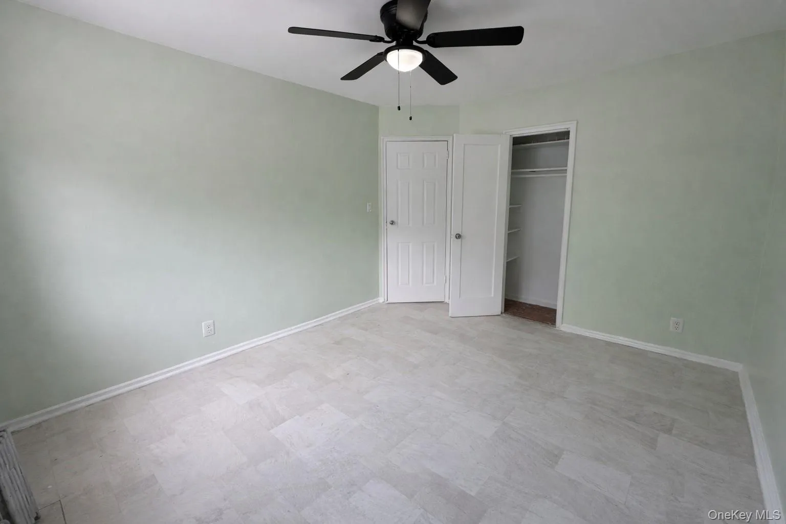 141-20 77 Road, New York, NY, 2 Bedrooms Bedrooms, 5 Rooms Rooms,1 BathroomBathrooms,Residential Lease,For Rent,77,0,1040137 141-20 77 Road, New York, NY, 2 Bedrooms Bedrooms, 5 Rooms Rooms,1 BathroomBathrooms,Residential Lease,For Rent,77,0,1040137