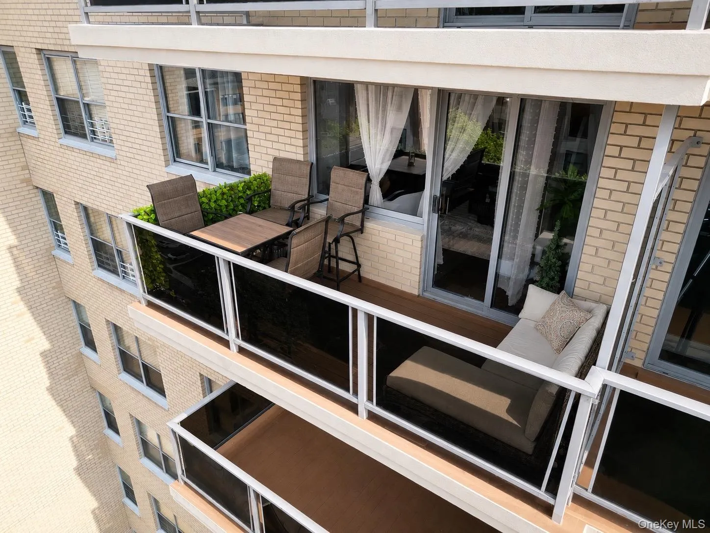 175-20 Wexford Terrace, New York, NY, 1 Bedroom Bedrooms, 3 Rooms Rooms,1 BathroomBathrooms,Residential,For Rent,Wexford,0,1040140 175-20 Wexford Terrace, New York, NY, 1 Bedroom Bedrooms, 3 Rooms Rooms,1 BathroomBathrooms,Residential,For Rent,Wexford,0,1040140