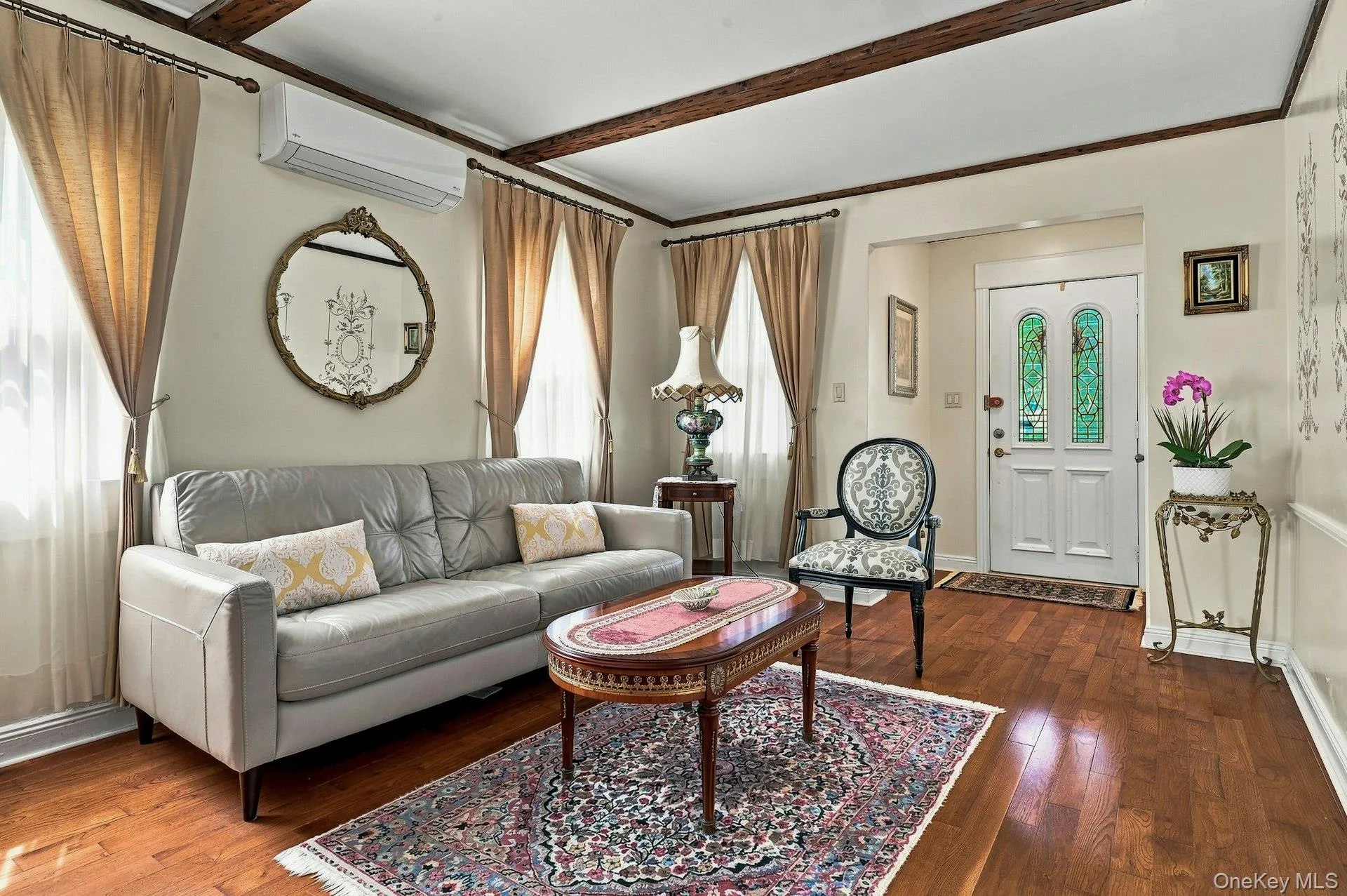 201 Chester Street, Hempstead, NY, 3 Bedrooms Bedrooms, 7 Rooms Rooms,1 BathroomBathrooms,Residential,For Rent,Chester,0,1040143 201 Chester Street, Hempstead, NY, 3 Bedrooms Bedrooms, 7 Rooms Rooms,1 BathroomBathrooms,Residential,For Rent,Chester,0,1040143