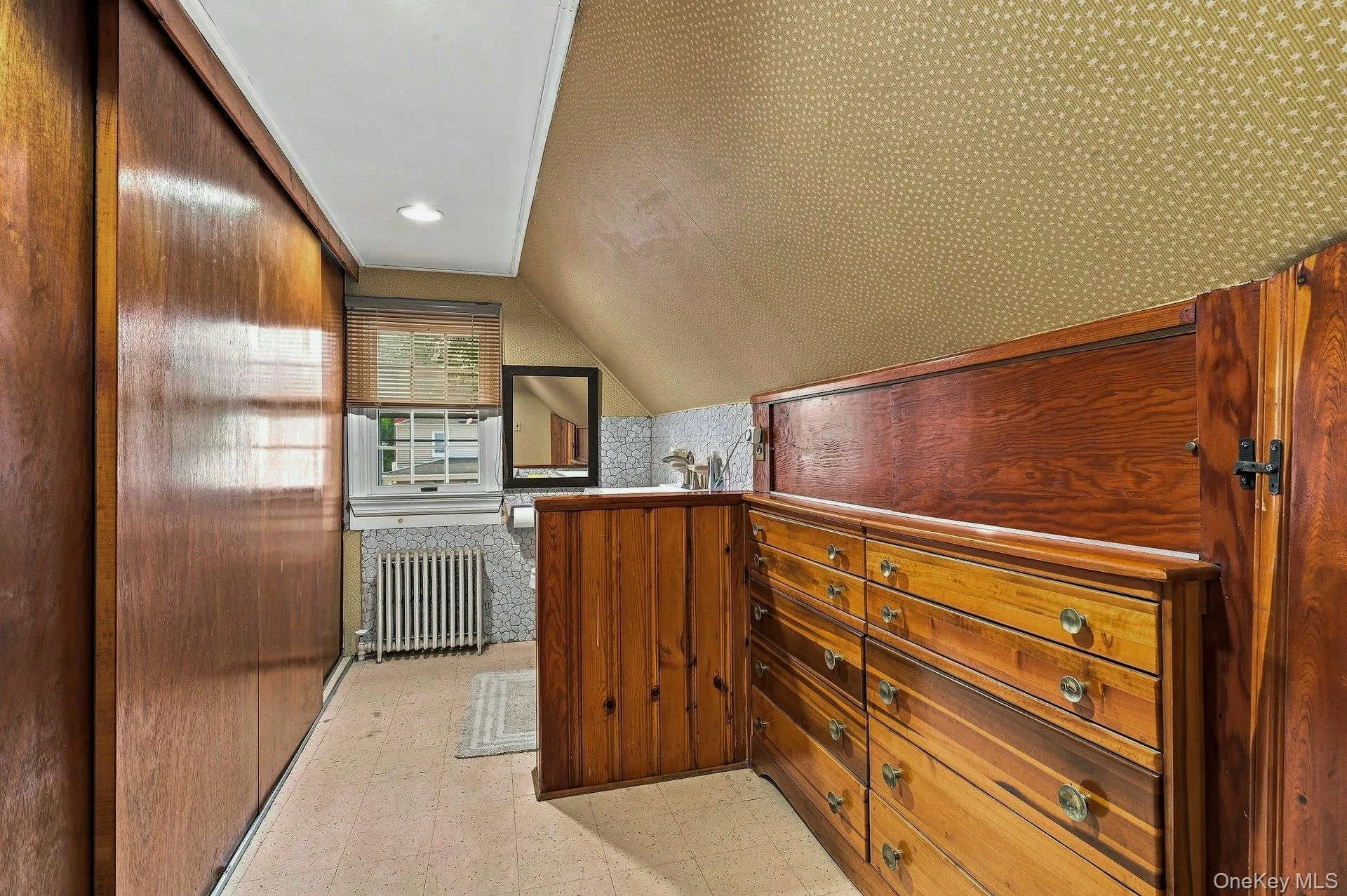 201 Chester Street, Hempstead, NY, 3 Bedrooms Bedrooms, 7 Rooms Rooms,1 BathroomBathrooms,Residential,For Rent,Chester,0,1040143 201 Chester Street, Hempstead, NY, 3 Bedrooms Bedrooms, 7 Rooms Rooms,1 BathroomBathrooms,Residential,For Rent,Chester,0,1040143
