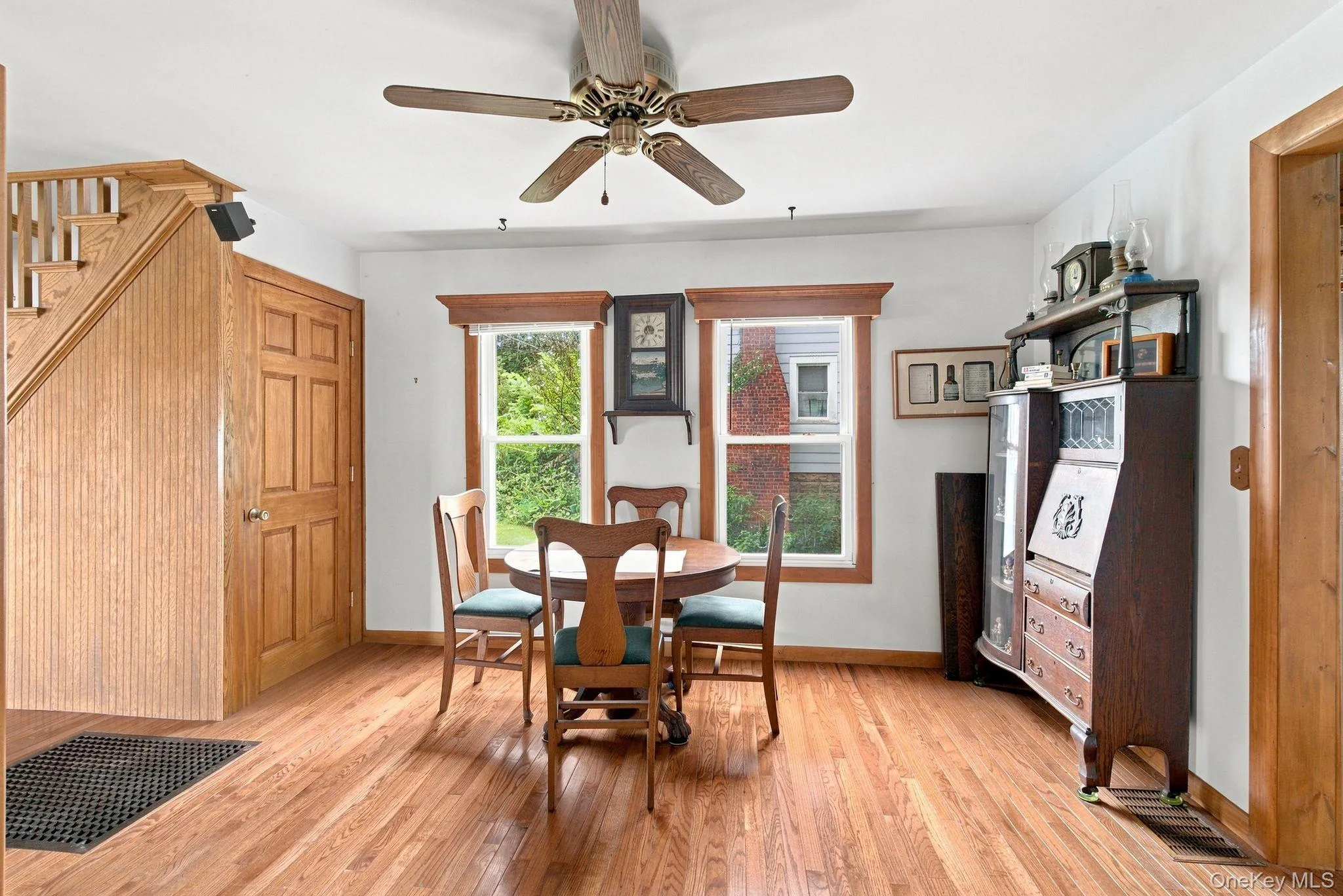 344 Broadway, Esopus, NY, 3 Bedrooms Bedrooms, 6 Rooms Rooms,1 BathroomBathrooms,Residential,For Rent,Broadway,0,1040145 344 Broadway, Esopus, NY, 3 Bedrooms Bedrooms, 6 Rooms Rooms,1 BathroomBathrooms,Residential,For Rent,Broadway,0,1040145
