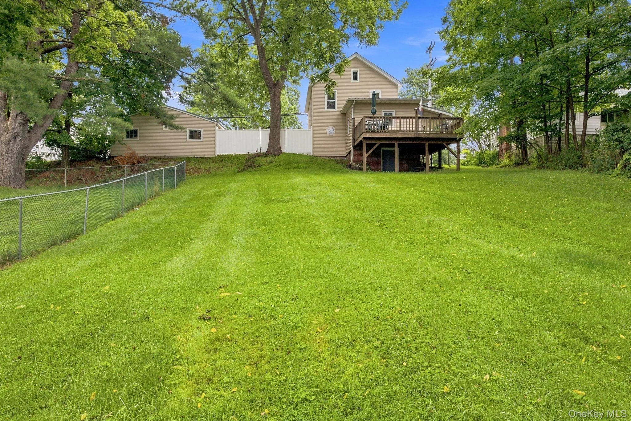 344 Broadway, Esopus, NY, 3 Bedrooms Bedrooms, 6 Rooms Rooms,1 BathroomBathrooms,Residential,For Rent,Broadway,0,1040145 344 Broadway, Esopus, NY, 3 Bedrooms Bedrooms, 6 Rooms Rooms,1 BathroomBathrooms,Residential,For Rent,Broadway,0,1040145
