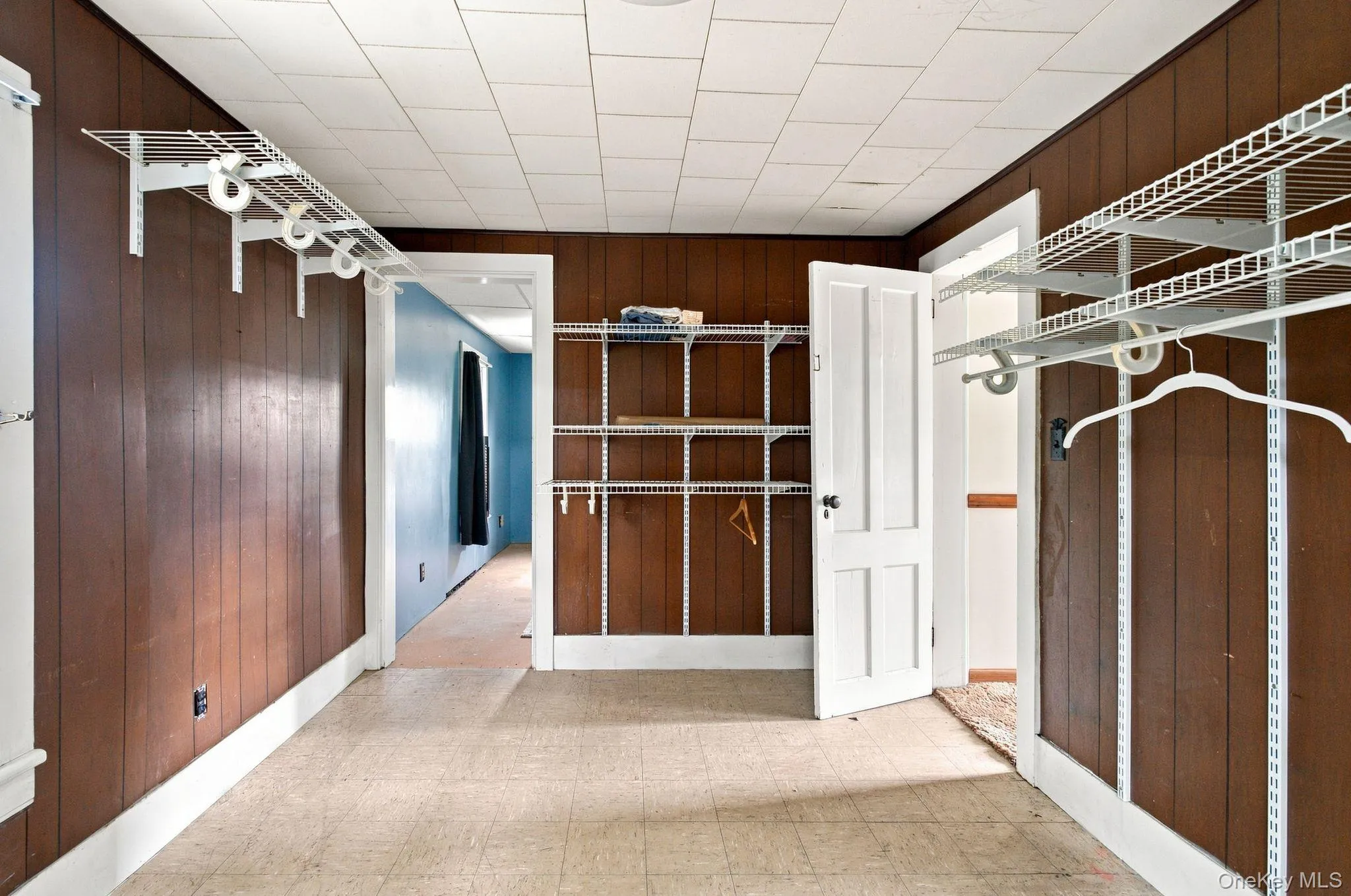 344 Broadway, Esopus, NY, 3 Bedrooms Bedrooms, 6 Rooms Rooms,1 BathroomBathrooms,Residential,For Rent,Broadway,0,1040145 344 Broadway, Esopus, NY, 3 Bedrooms Bedrooms, 6 Rooms Rooms,1 BathroomBathrooms,Residential,For Rent,Broadway,0,1040145