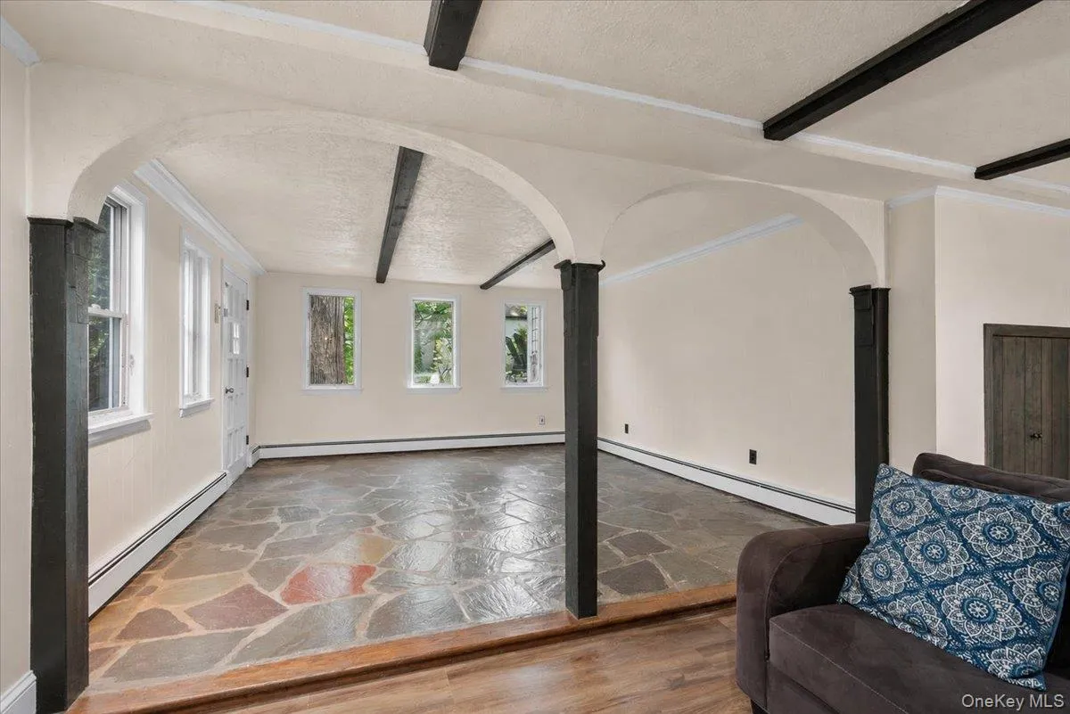 254 Farrington Avenue, Mount Pleasant, NY, 4 Bedrooms Bedrooms, 8 Rooms Rooms,3 BathroomsBathrooms,Residential,For Rent,Farrington,0,1040148 254 Farrington Avenue, Mount Pleasant, NY, 4 Bedrooms Bedrooms, 8 Rooms Rooms,3 BathroomsBathrooms,Residential,For Rent,Farrington,0,1040148