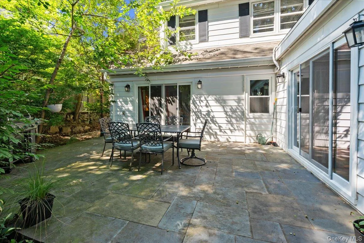 254 Farrington Avenue, Mount Pleasant, NY, 4 Bedrooms Bedrooms, 8 Rooms Rooms,3 BathroomsBathrooms,Residential,For Rent,Farrington,0,1040148 254 Farrington Avenue, Mount Pleasant, NY, 4 Bedrooms Bedrooms, 8 Rooms Rooms,3 BathroomsBathrooms,Residential,For Rent,Farrington,0,1040148
