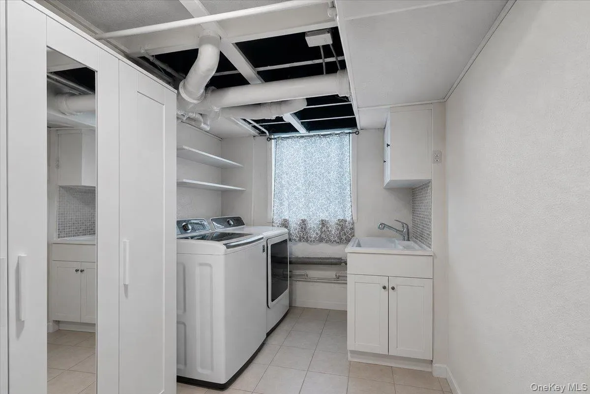 254 Farrington Avenue, Mount Pleasant, NY, 4 Bedrooms Bedrooms, 8 Rooms Rooms,3 BathroomsBathrooms,Residential,For Rent,Farrington,0,1040148 254 Farrington Avenue, Mount Pleasant, NY, 4 Bedrooms Bedrooms, 8 Rooms Rooms,3 BathroomsBathrooms,Residential,For Rent,Farrington,0,1040148