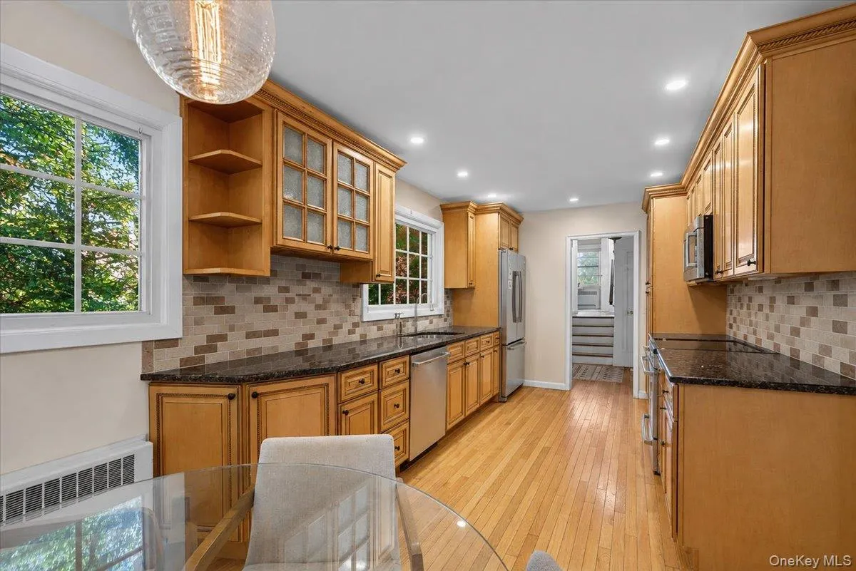 254 Farrington Avenue, Mount Pleasant, NY, 4 Bedrooms Bedrooms, 8 Rooms Rooms,3 BathroomsBathrooms,Residential,For Rent,Farrington,0,1040148 254 Farrington Avenue, Mount Pleasant, NY, 4 Bedrooms Bedrooms, 8 Rooms Rooms,3 BathroomsBathrooms,Residential,For Rent,Farrington,0,1040148