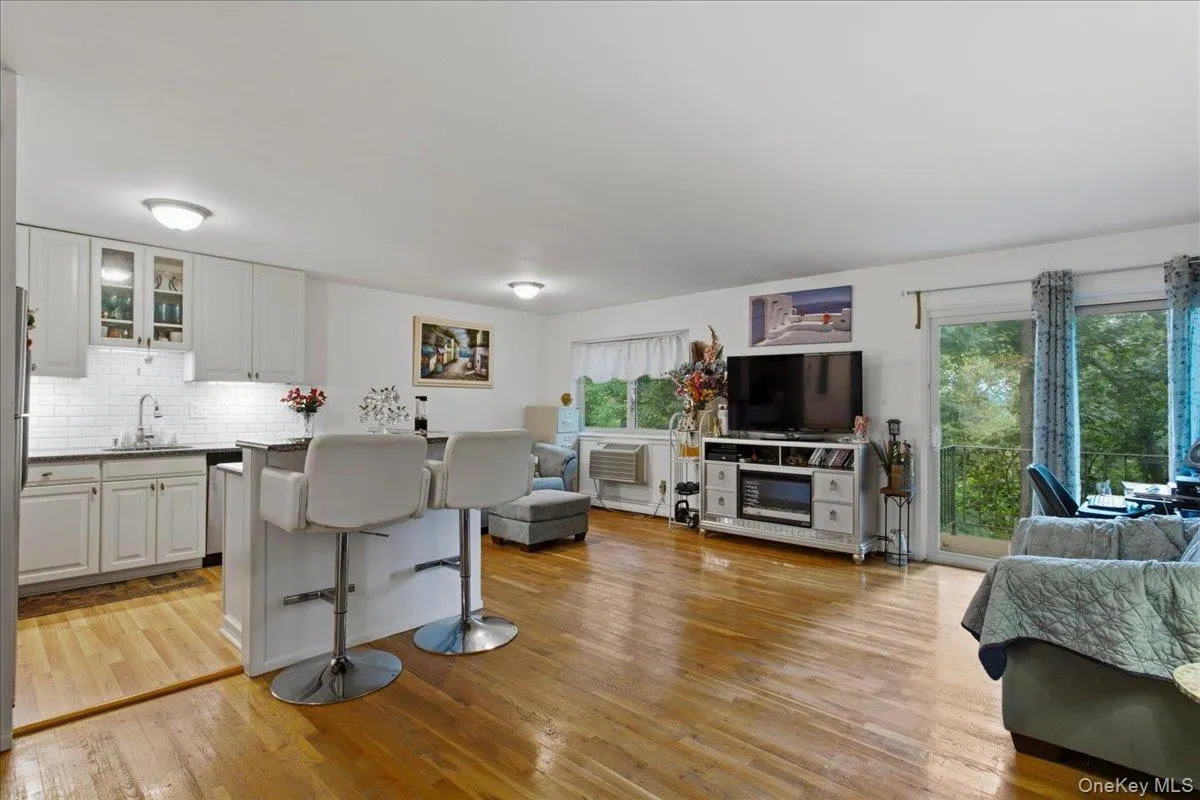 16 Scenic Drive, Cortlandt, NY, 1 Bedroom Bedrooms, 4 Rooms Rooms,1 BathroomBathrooms,Residential,For Rent,Scenic,0,1040150 16 Scenic Drive, Cortlandt, NY, 1 Bedroom Bedrooms, 4 Rooms Rooms,1 BathroomBathrooms,Residential,For Rent,Scenic,0,1040150