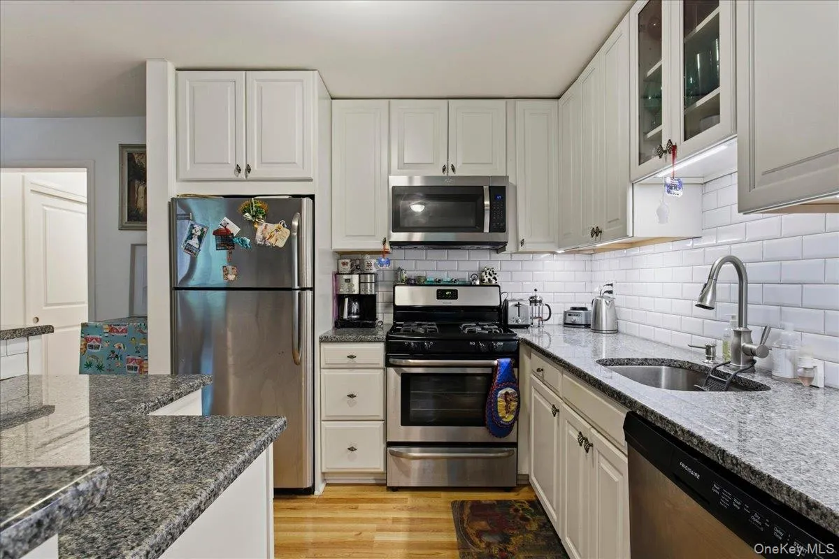 16 Scenic Drive, Cortlandt, NY, 1 Bedroom Bedrooms, 4 Rooms Rooms,1 BathroomBathrooms,Residential,For Rent,Scenic,0,1040150 16 Scenic Drive, Cortlandt, NY, 1 Bedroom Bedrooms, 4 Rooms Rooms,1 BathroomBathrooms,Residential,For Rent,Scenic,0,1040150