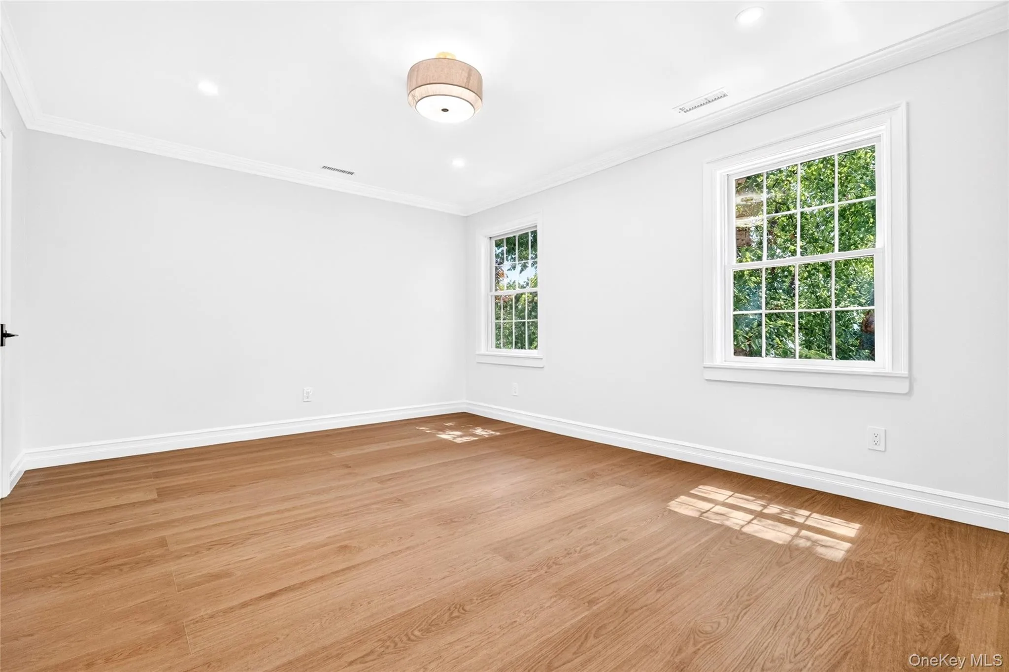 22 Northway, Eastchester, NY, 5 Bedrooms Bedrooms, 10 Rooms Rooms,4 BathroomsBathrooms,Residential,For Rent,Northway,0,1040151 22 Northway, Eastchester, NY, 5 Bedrooms Bedrooms, 10 Rooms Rooms,4 BathroomsBathrooms,Residential,For Rent,Northway,0,1040151