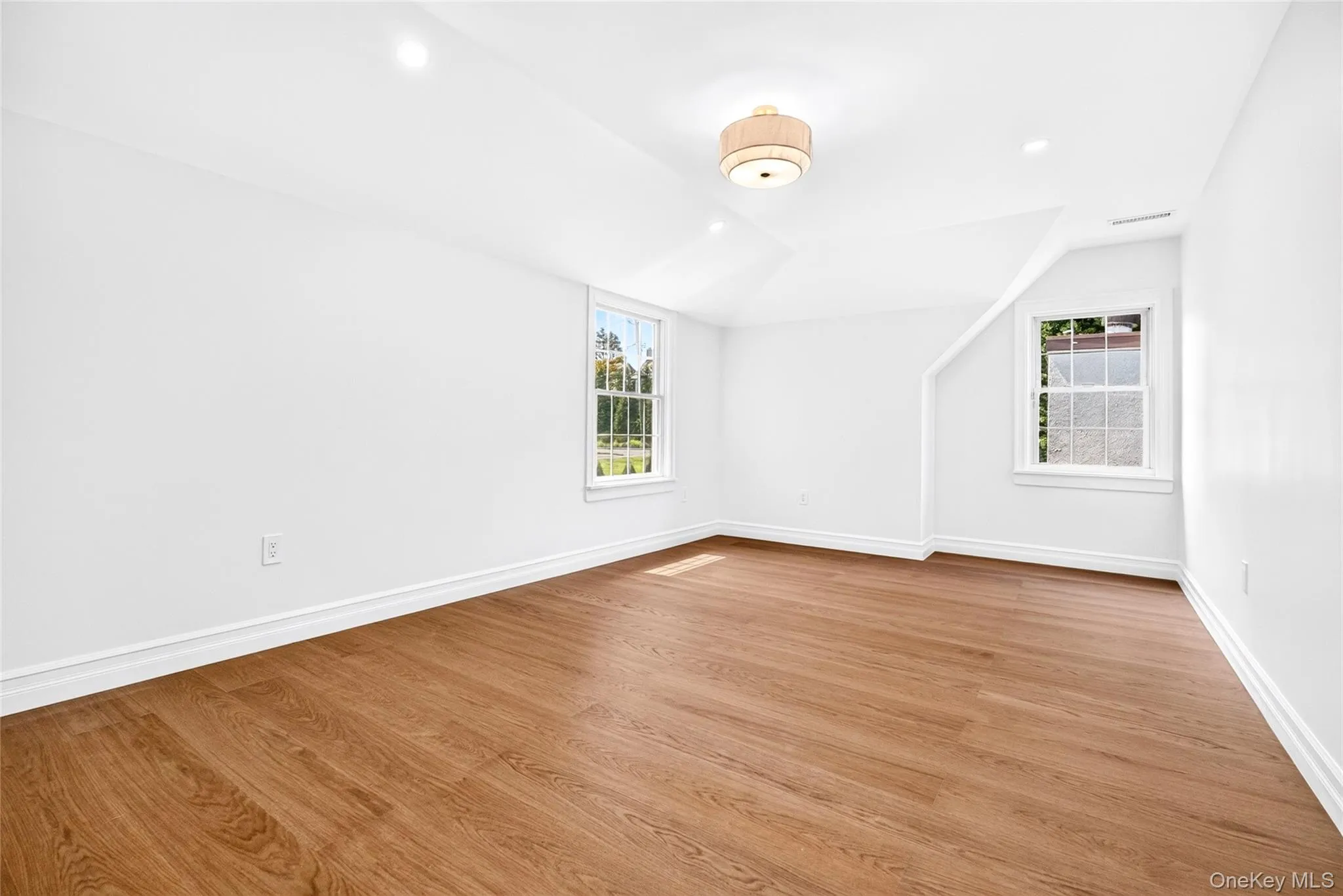 22 Northway, Eastchester, NY, 5 Bedrooms Bedrooms, 10 Rooms Rooms,4 BathroomsBathrooms,Residential,For Rent,Northway,0,1040151 22 Northway, Eastchester, NY, 5 Bedrooms Bedrooms, 10 Rooms Rooms,4 BathroomsBathrooms,Residential,For Rent,Northway,0,1040151
