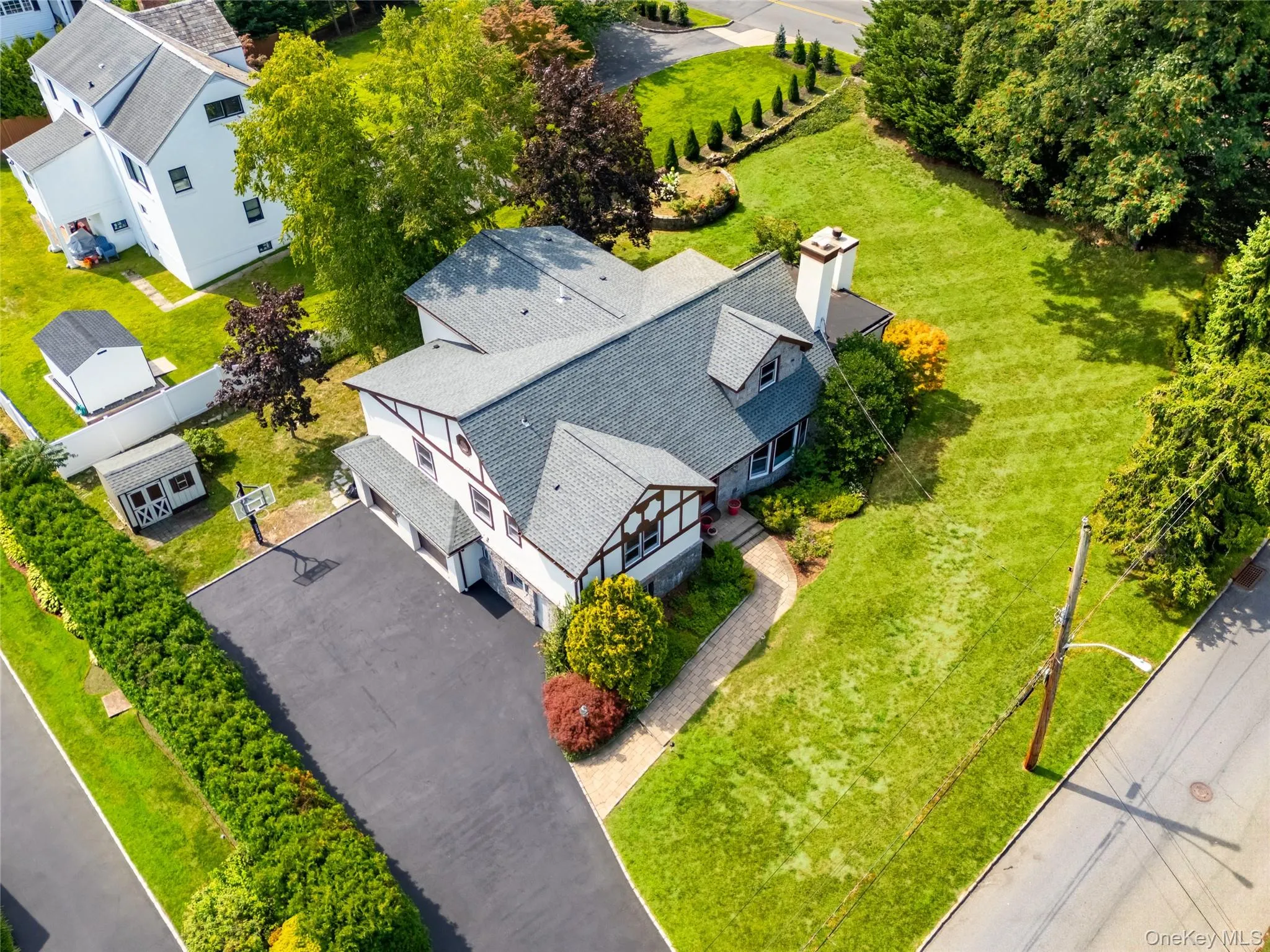 22 Northway, Eastchester, NY, 5 Bedrooms Bedrooms, 10 Rooms Rooms,4 BathroomsBathrooms,Residential,For Rent,Northway,0,1040151 22 Northway, Eastchester, NY, 5 Bedrooms Bedrooms, 10 Rooms Rooms,4 BathroomsBathrooms,Residential,For Rent,Northway,0,1040151