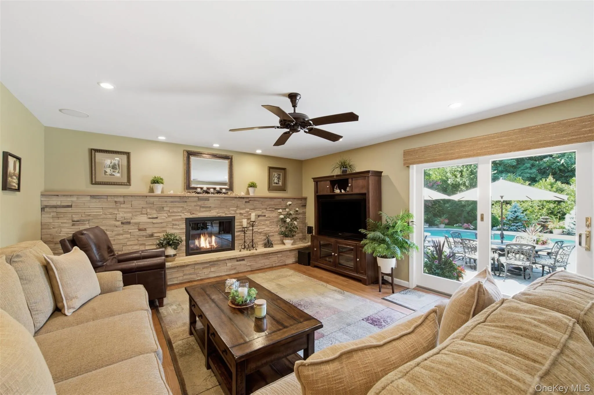 15 Brandywine Drive, Brookhaven, NY, 4 Bedrooms Bedrooms, 9 Rooms Rooms,2 BathroomsBathrooms,Residential,For Rent,Brandywine,0,1040156 15 Brandywine Drive, Brookhaven, NY, 4 Bedrooms Bedrooms, 9 Rooms Rooms,2 BathroomsBathrooms,Residential,For Rent,Brandywine,0,1040156