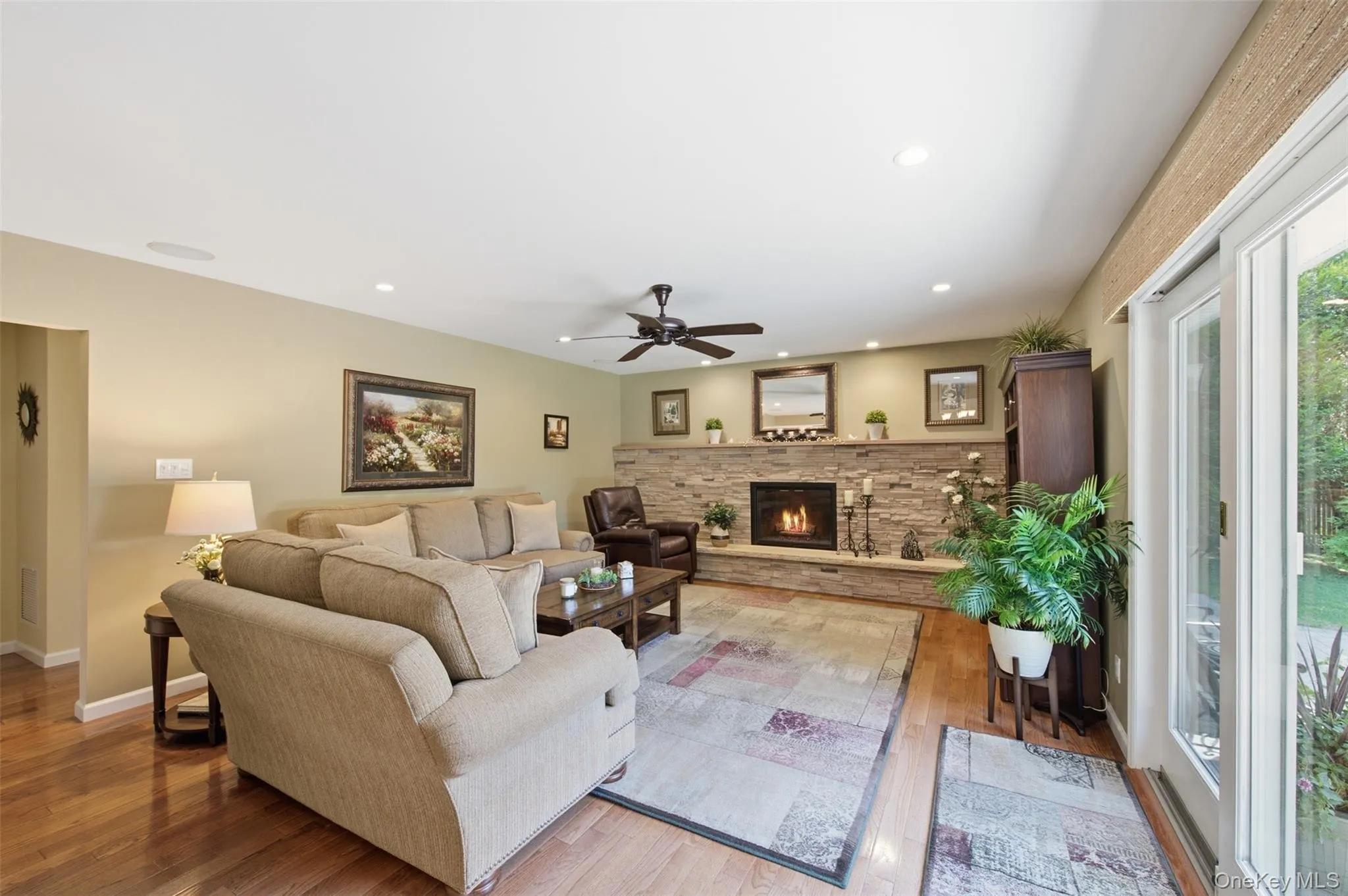 15 Brandywine Drive, Brookhaven, NY, 4 Bedrooms Bedrooms, 9 Rooms Rooms,2 BathroomsBathrooms,Residential,For Rent,Brandywine,0,1040156 15 Brandywine Drive, Brookhaven, NY, 4 Bedrooms Bedrooms, 9 Rooms Rooms,2 BathroomsBathrooms,Residential,For Rent,Brandywine,0,1040156
