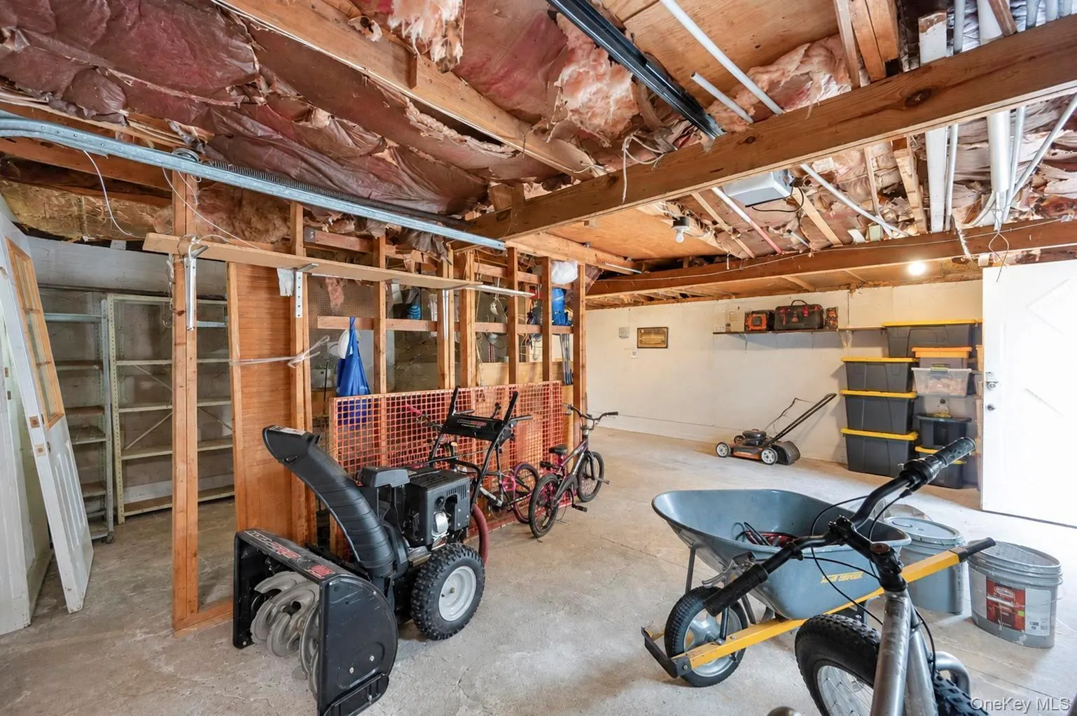 35 Hart Street, Brookhaven, NY, 5 Bedrooms Bedrooms, 8 Rooms Rooms,2 BathroomsBathrooms,Residential,For Rent,Hart,0,1040157 35 Hart Street, Brookhaven, NY, 5 Bedrooms Bedrooms, 8 Rooms Rooms,2 BathroomsBathrooms,Residential,For Rent,Hart,0,1040157