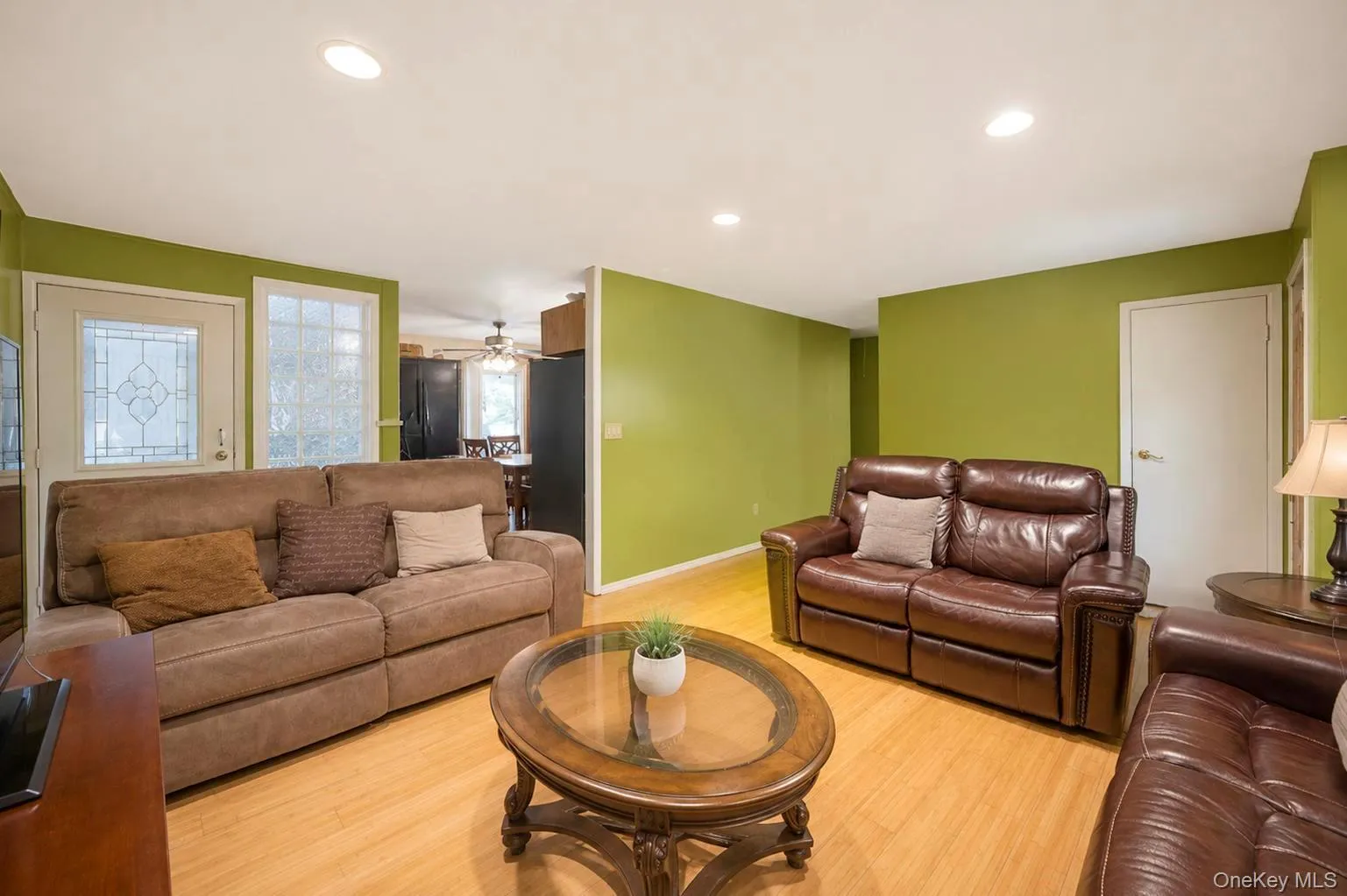 35 Hart Street, Brookhaven, NY, 5 Bedrooms Bedrooms, 8 Rooms Rooms,2 BathroomsBathrooms,Residential,For Rent,Hart,0,1040157 35 Hart Street, Brookhaven, NY, 5 Bedrooms Bedrooms, 8 Rooms Rooms,2 BathroomsBathrooms,Residential,For Rent,Hart,0,1040157