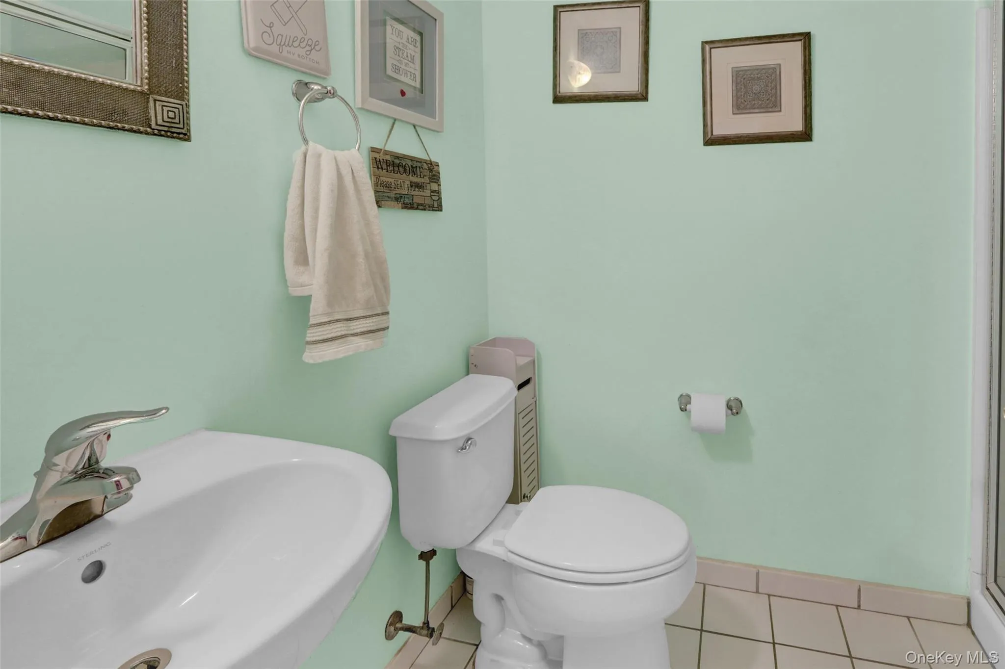 219 Medea Way, Islip, NY, 2 Bedrooms Bedrooms, 4 Rooms Rooms,2 BathroomsBathrooms,Residential,For Rent,Medea,0,1040166 219 Medea Way, Islip, NY, 2 Bedrooms Bedrooms, 4 Rooms Rooms,2 BathroomsBathrooms,Residential,For Rent,Medea,0,1040166