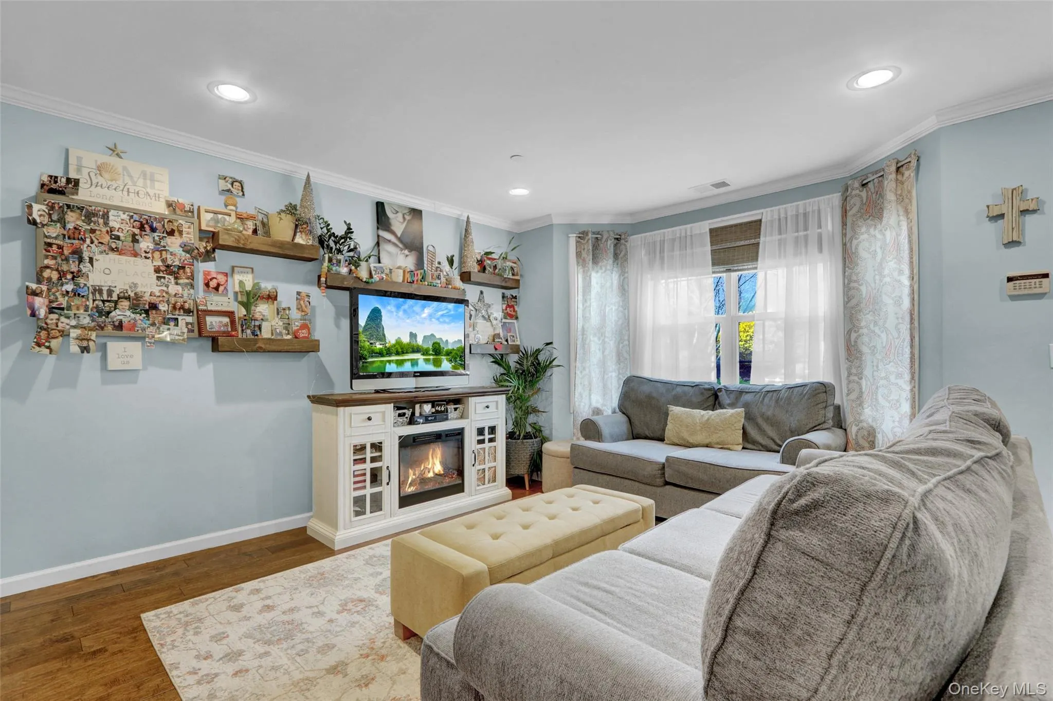 219 Medea Way, Islip, NY, 2 Bedrooms Bedrooms, 4 Rooms Rooms,2 BathroomsBathrooms,Residential,For Rent,Medea,0,1040166 219 Medea Way, Islip, NY, 2 Bedrooms Bedrooms, 4 Rooms Rooms,2 BathroomsBathrooms,Residential,For Rent,Medea,0,1040166