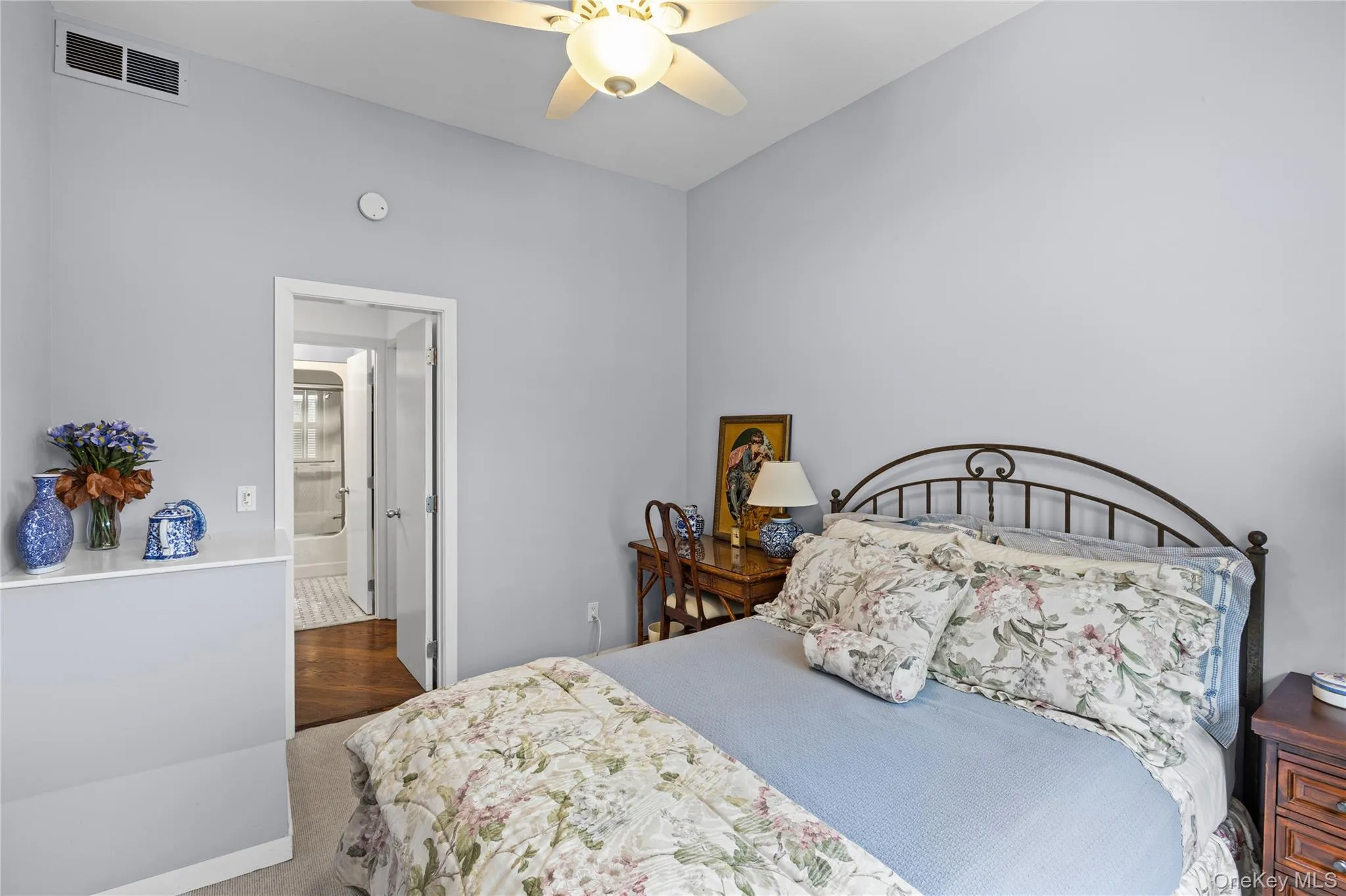 400 Noyack Road, Southampton, NY, 2 Bedrooms Bedrooms, 6 Rooms Rooms,2 BathroomsBathrooms,Residential,For Rent,Noyack,0,1040167 400 Noyack Road, Southampton, NY, 2 Bedrooms Bedrooms, 6 Rooms Rooms,2 BathroomsBathrooms,Residential,For Rent,Noyack,0,1040167