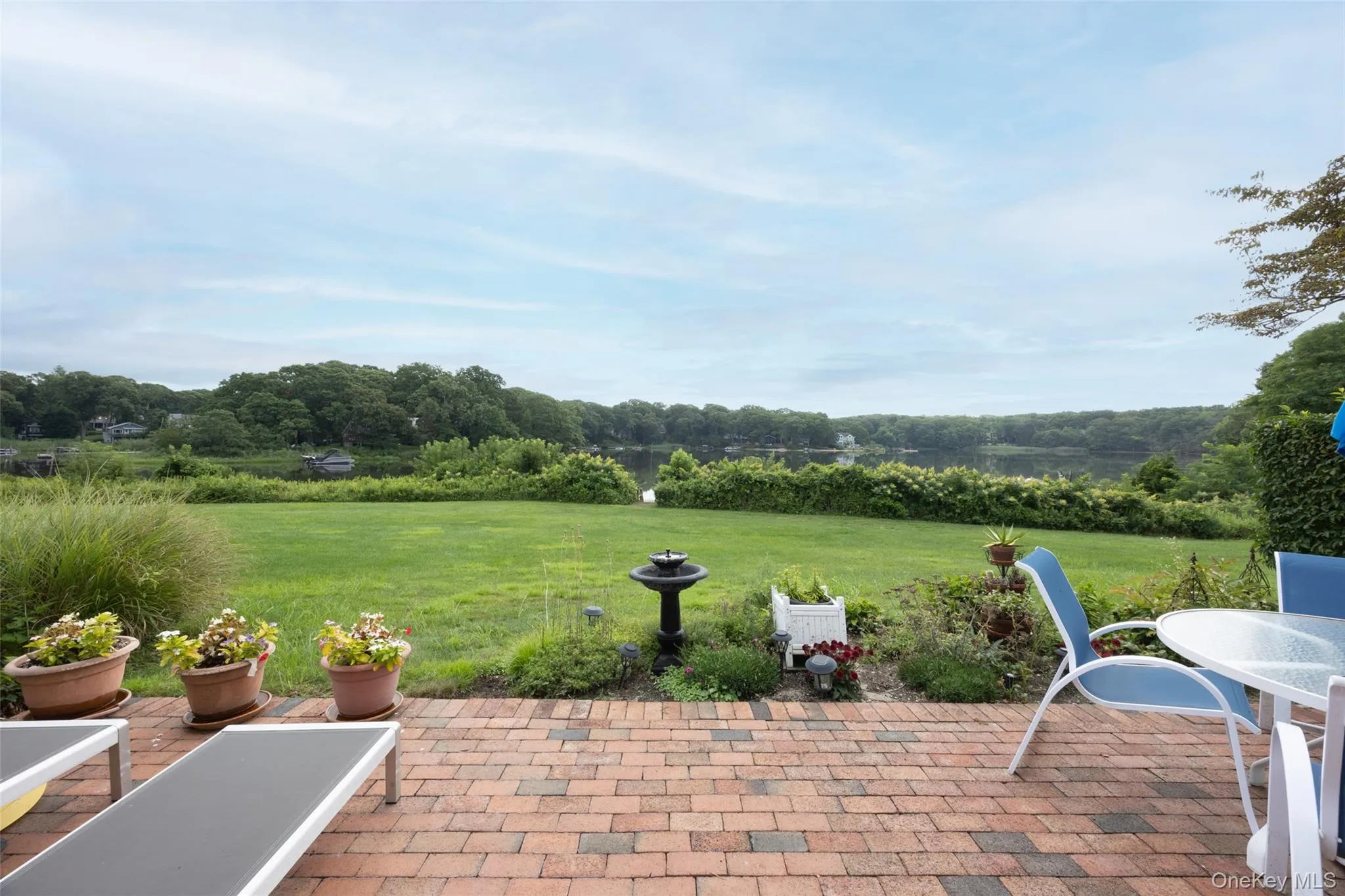 400 Noyack Road, Southampton, NY, 2 Bedrooms Bedrooms, 6 Rooms Rooms,2 BathroomsBathrooms,Residential,For Rent,Noyack,0,1040167 400 Noyack Road, Southampton, NY, 2 Bedrooms Bedrooms, 6 Rooms Rooms,2 BathroomsBathrooms,Residential,For Rent,Noyack,0,1040167