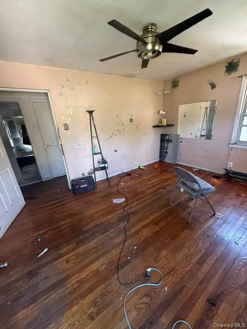 22 Booker Avenue, Babylon, NY, 2 Bedrooms Bedrooms, 5 Rooms Rooms,2 BathroomsBathrooms,Residential,For Rent,Booker,0,1040170 22 Booker Avenue, Babylon, NY, 2 Bedrooms Bedrooms, 5 Rooms Rooms,2 BathroomsBathrooms,Residential,For Rent,Booker,0,1040170