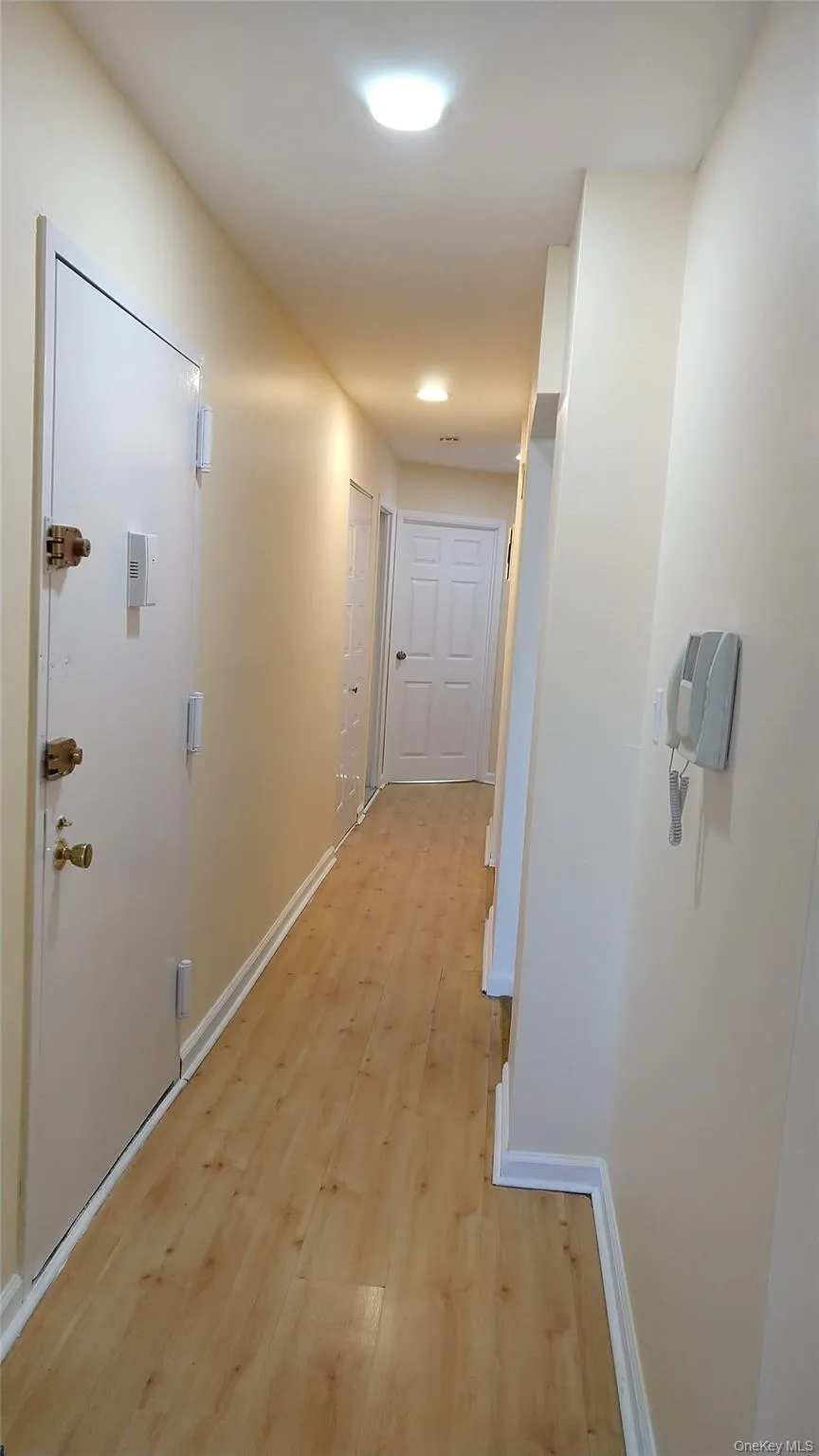 7118 164th Street, New York, NY, 3 Bedrooms Bedrooms, 6 Rooms Rooms,2 BathroomsBathrooms,Residential Lease,For Rent,164th,0,1040173 7118 164th Street, New York, NY, 3 Bedrooms Bedrooms, 6 Rooms Rooms,2 BathroomsBathrooms,Residential Lease,For Rent,164th,0,1040173