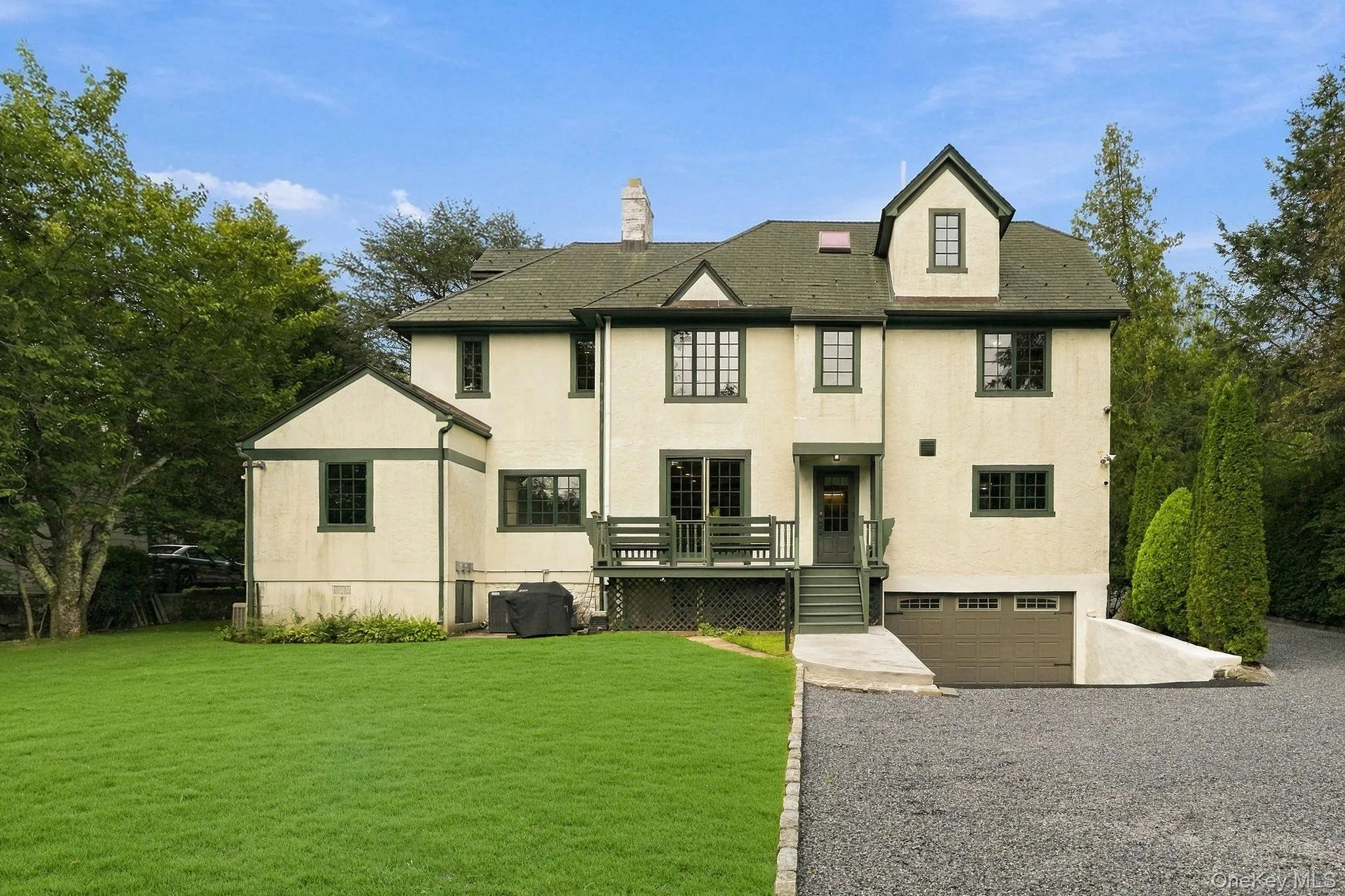 Timeless architecture. Exceptional flexibility. Prime location. Timeless architecture. Exceptional flexibility. Prime location.
