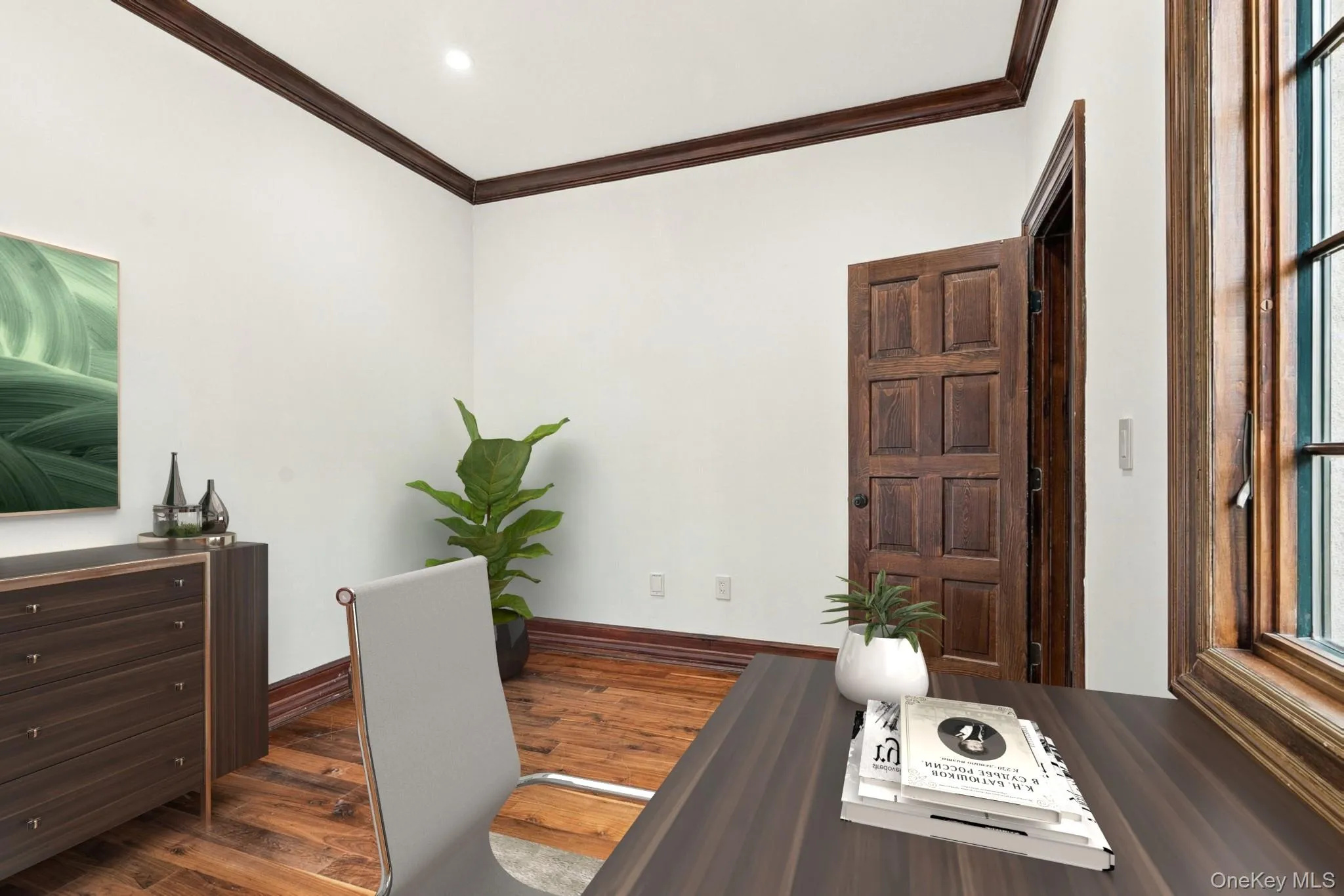 Flexible first-floor spaces designed around the way you live. Flexible first-floor spaces designed around the way you live.