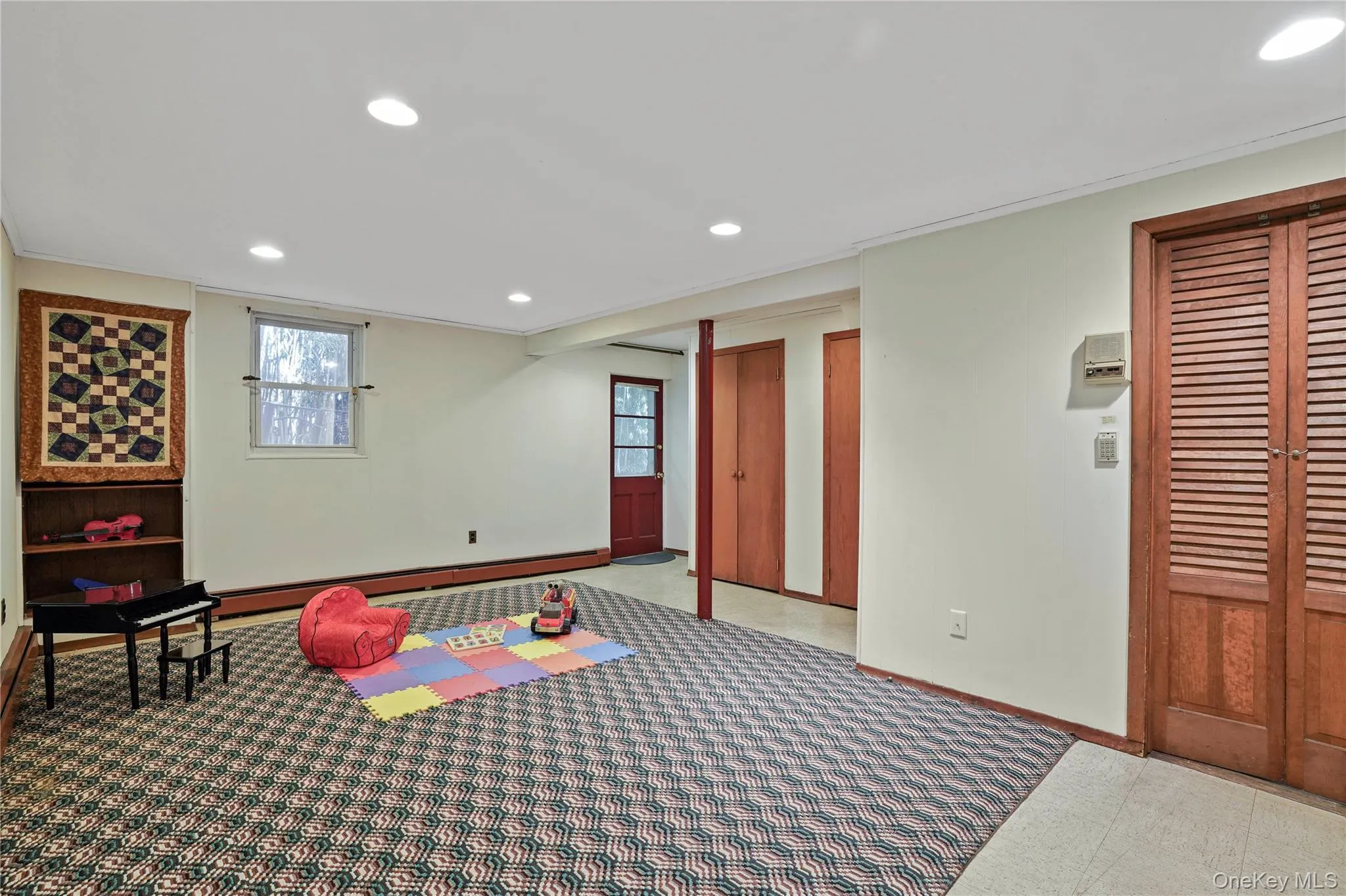 11 Riverview Avenue, Greenburgh, NY, 4 Bedrooms Bedrooms, 7 Rooms Rooms,2 BathroomsBathrooms,Residential,For Rent,Riverview,0,1040183 11 Riverview Avenue, Greenburgh, NY, 4 Bedrooms Bedrooms, 7 Rooms Rooms,2 BathroomsBathrooms,Residential,For Rent,Riverview,0,1040183
